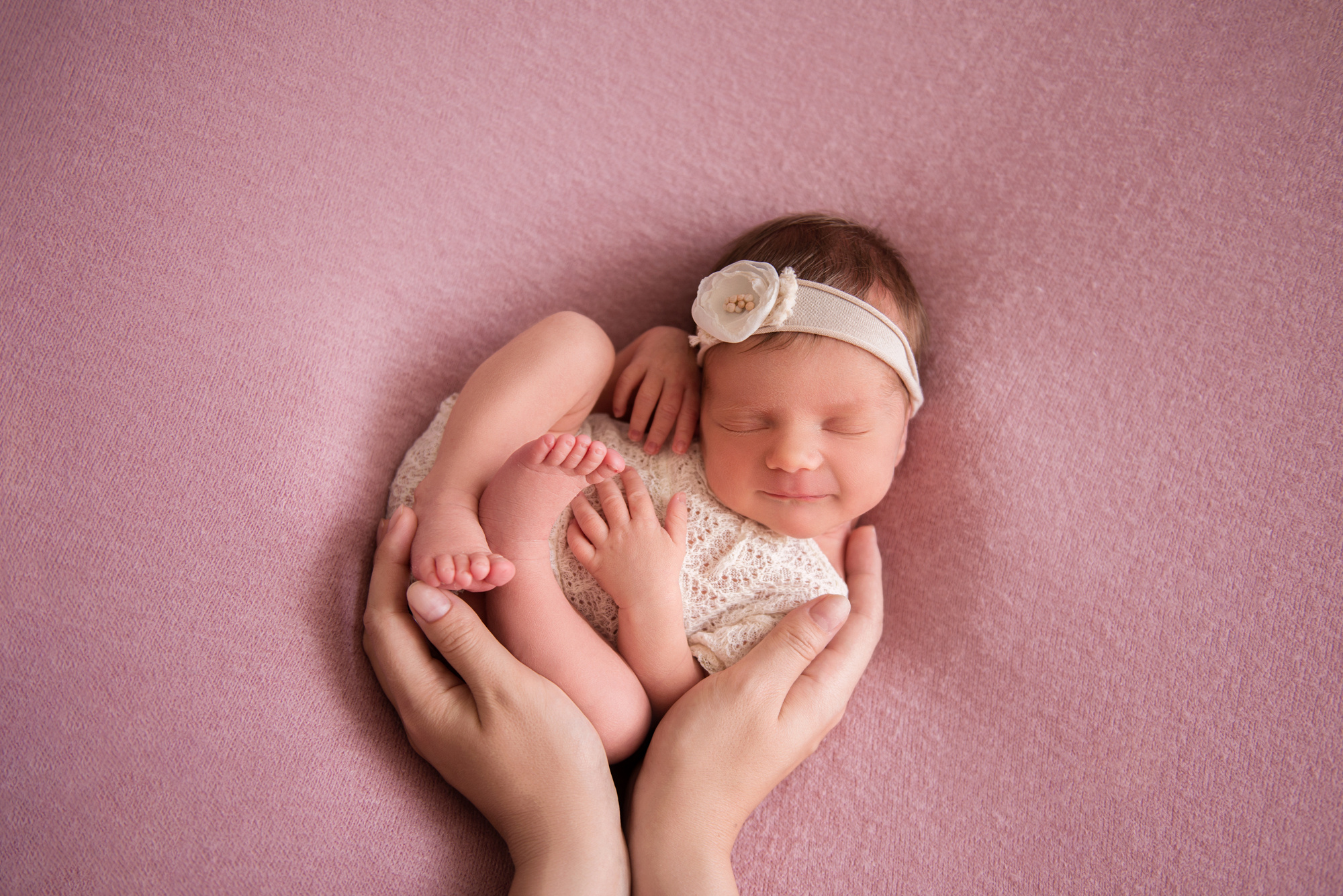 Фотосессия новорожденного. Фотограф новорожденных в Симферополе Елена Позднякова