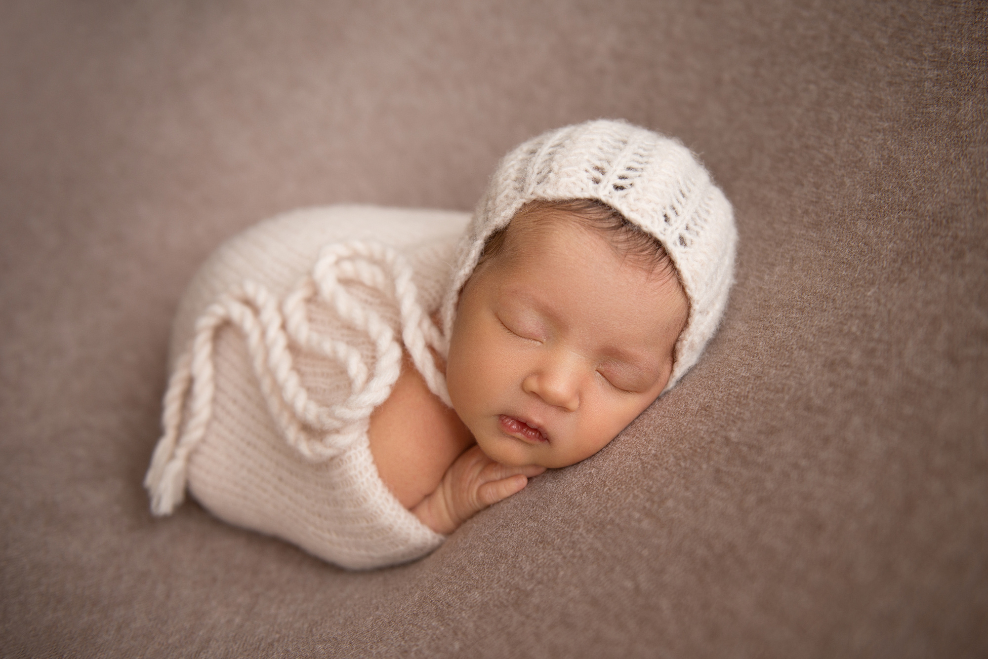 Фотосессия новорожденного. Фотограф новорожденных в Симферополе Елена Позднякова