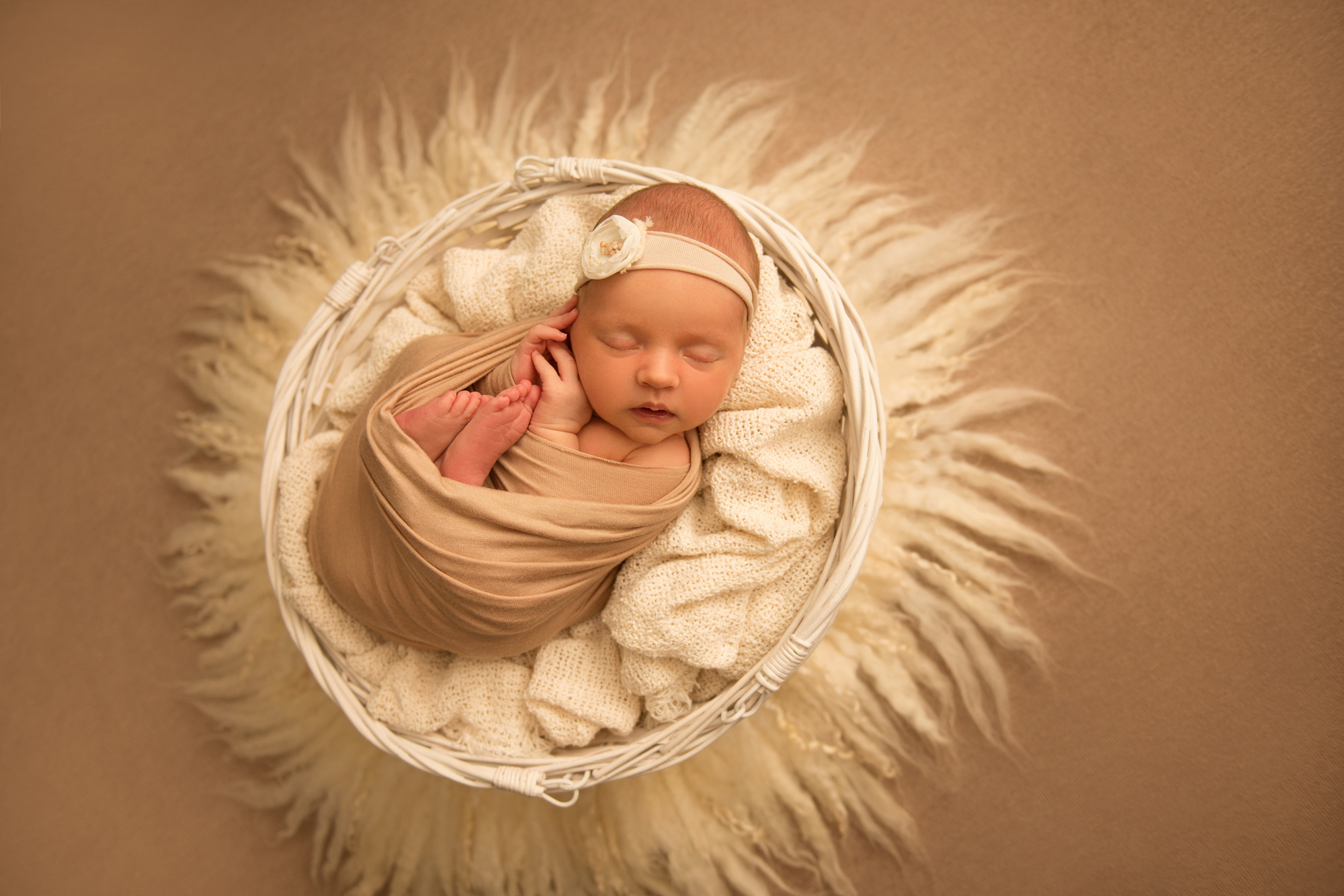 Фотосессия новорожденного. Фотограф новорожденных в Симферополе Елена Позднякова