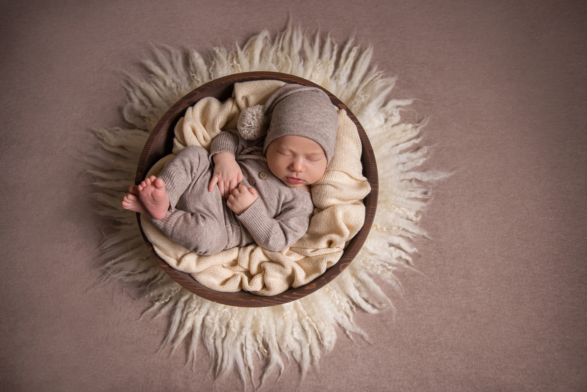 Фотосессия новорожденного. Фотограф новорожденных в Симферополе Елена Позднякова