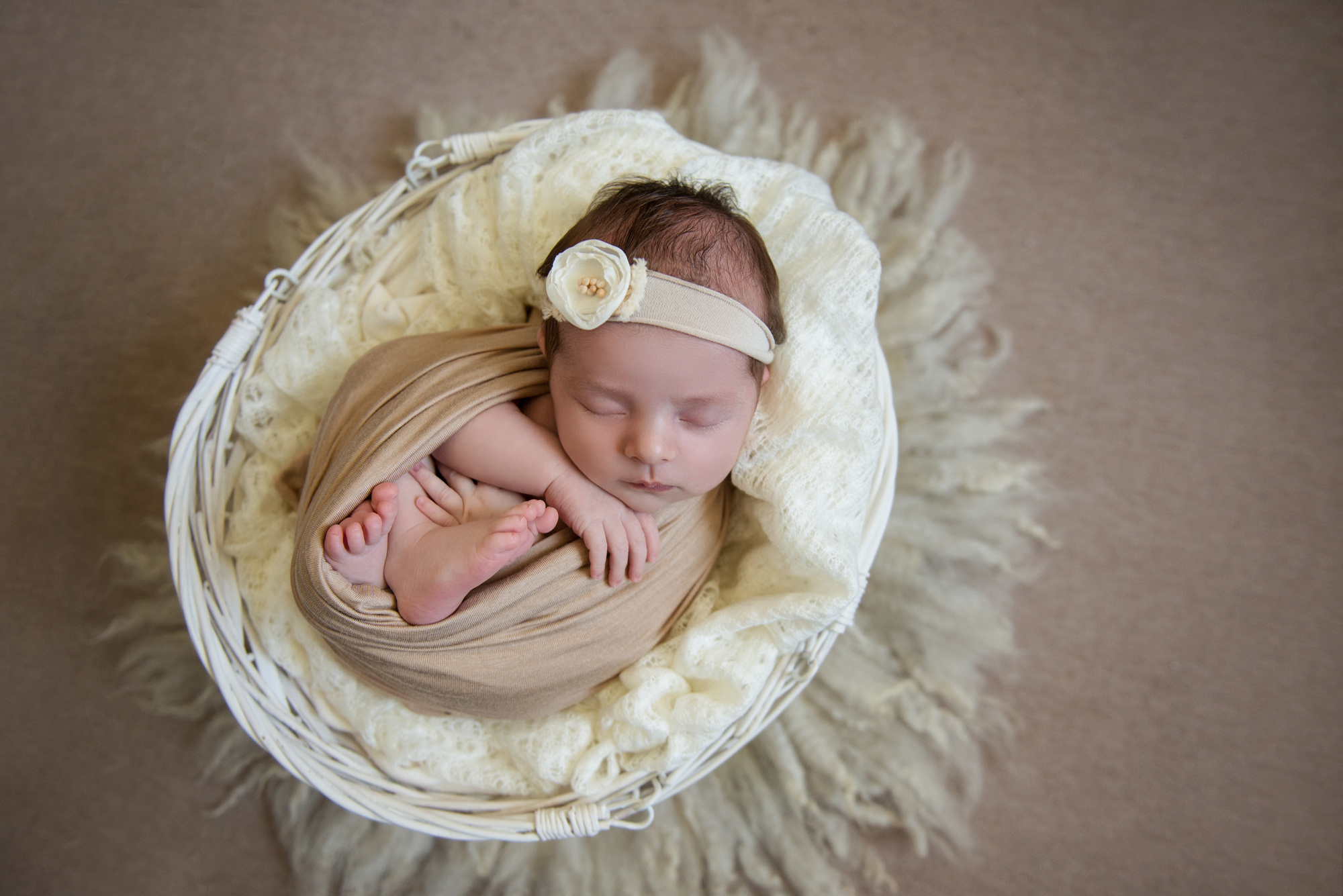 Фотосессия новорожденного. Фотограф новорожденных в Симферополе Елена Позднякова