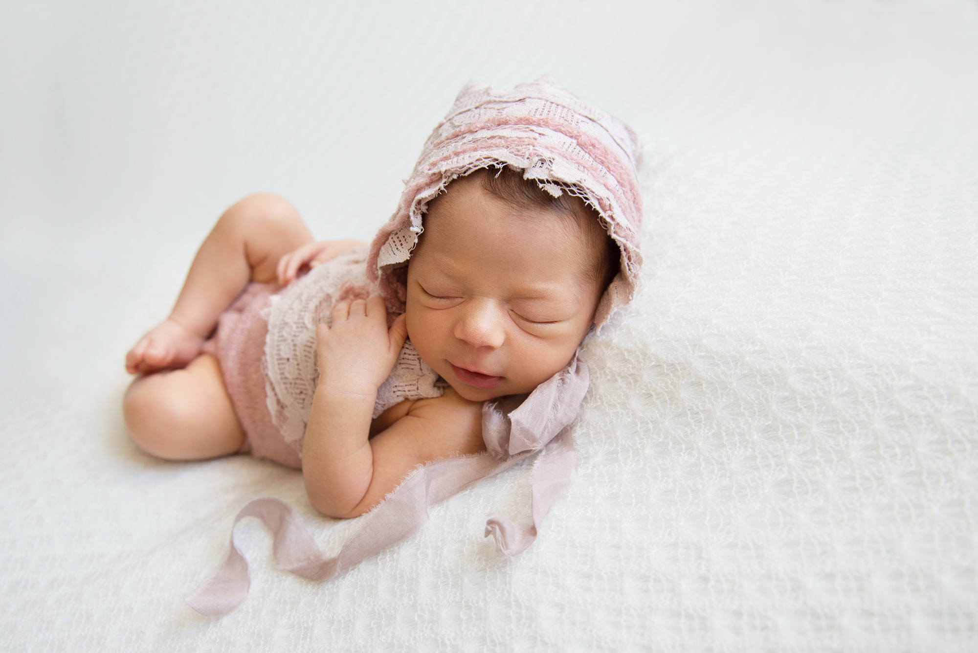 Фотосессия новорожденного. Фотограф новорожденных в Симферополе Елена Позднякова
