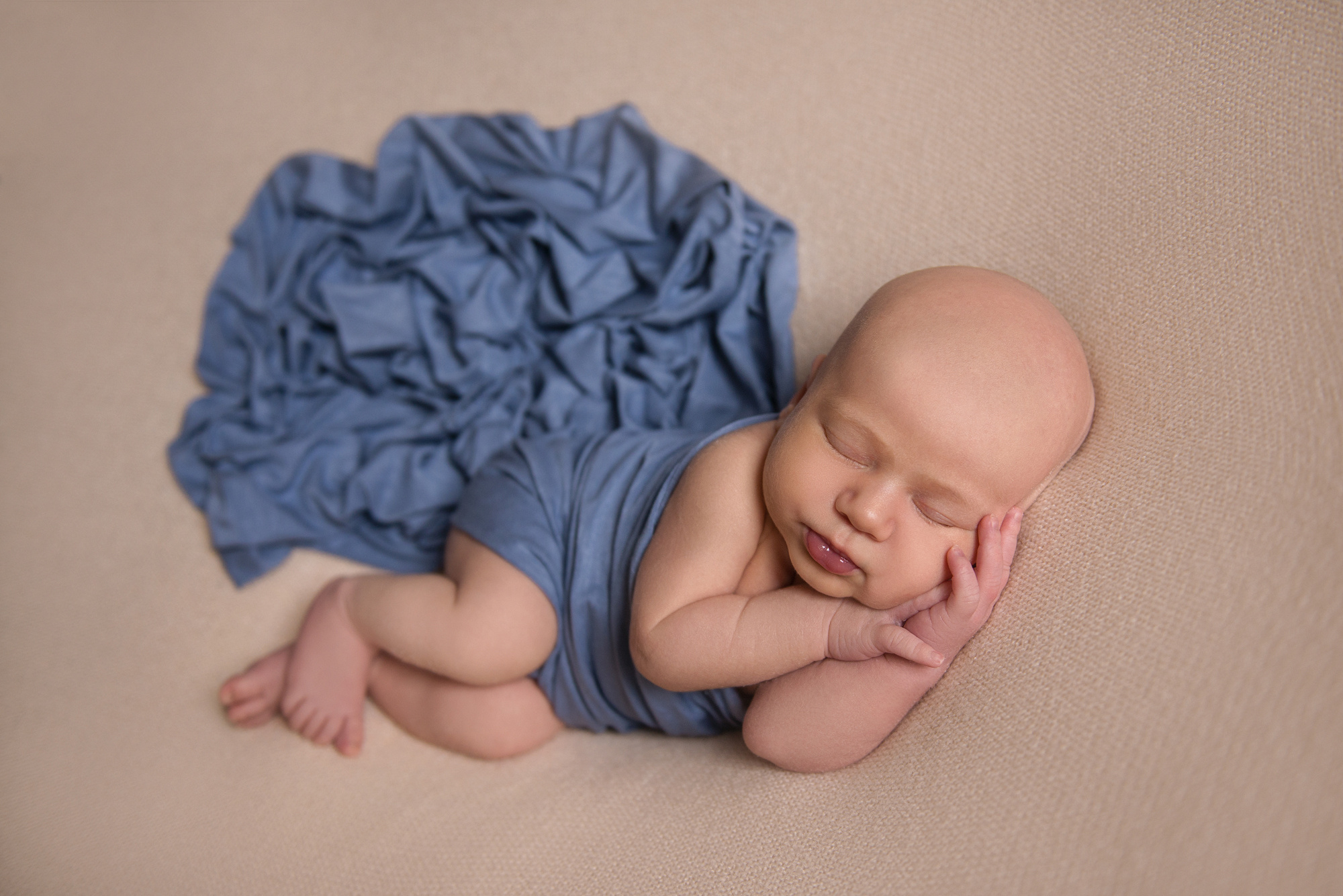 Фотосессия новорожденного. Фотограф новорожденных в Симферополе Елена Позднякова