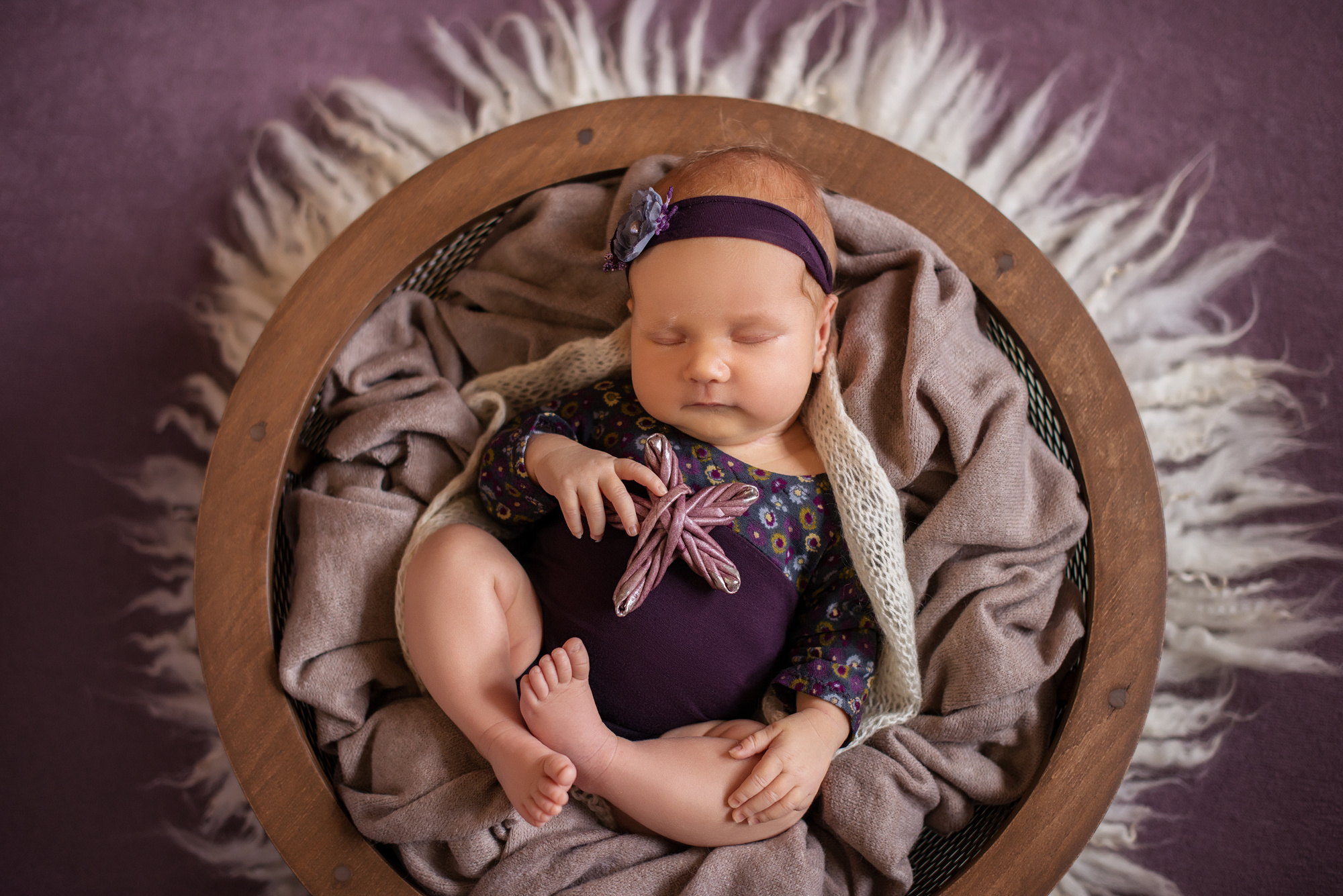 Фотосессия новорожденного. Фотограф новорожденных в Симферополе Елена Позднякова