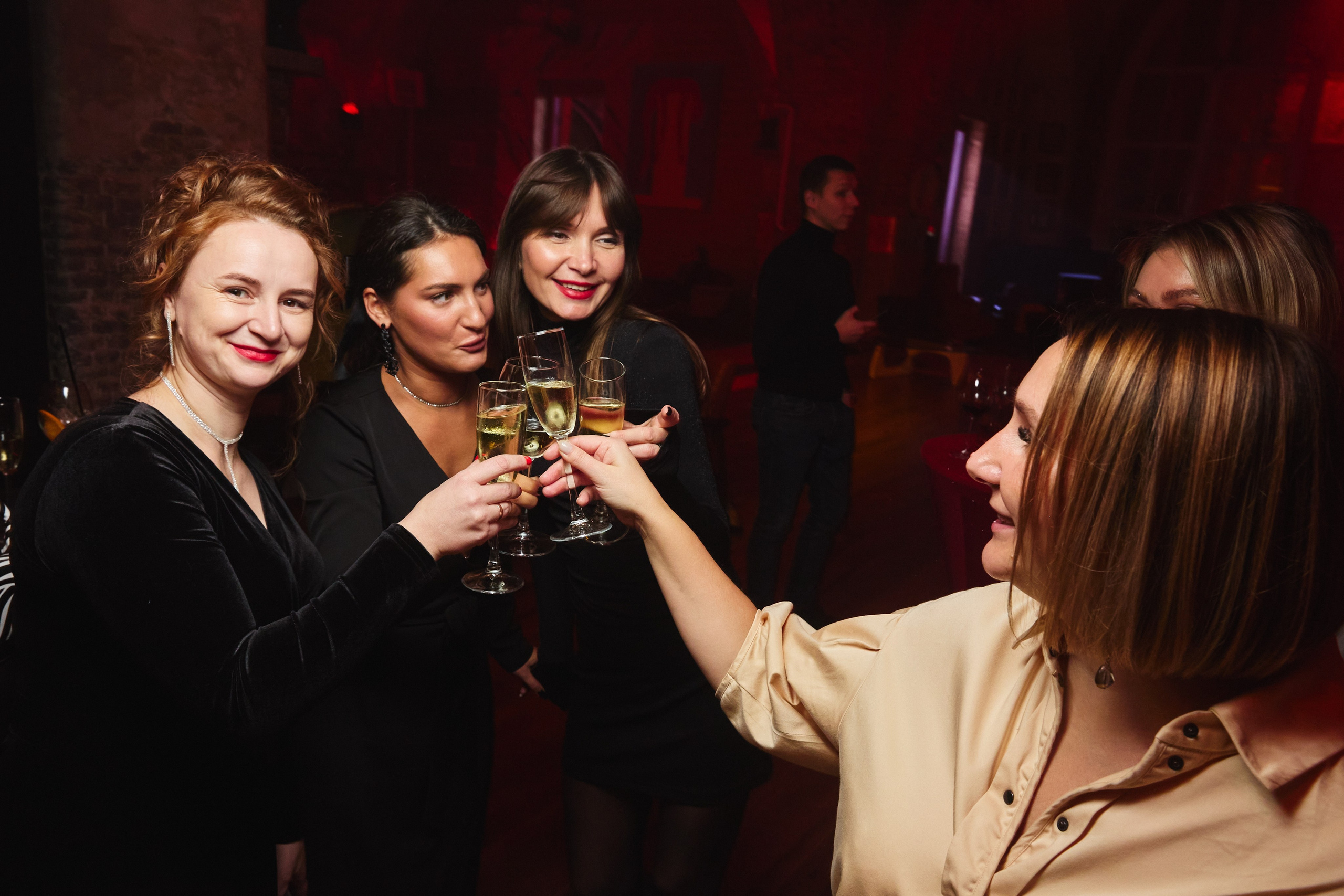 Альфа-Банк: Собрание Искусств в Санкт-Петербурге. КонТайм: профессиональная съемка для организаций