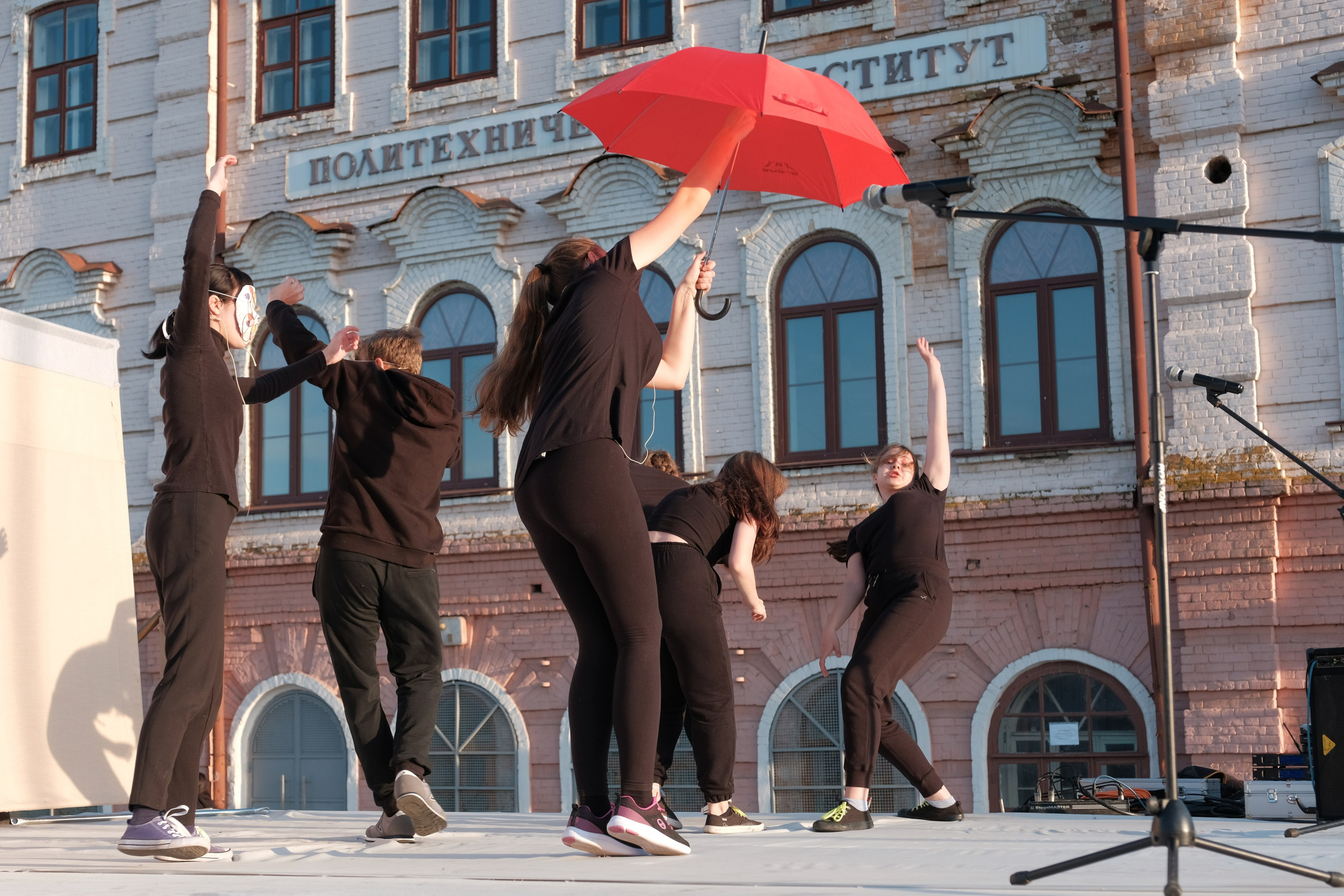 Фестиваль уличных театров «КапустаDay». Сарапул 2019 год. Спортивный репортажный фотограф в Ижевске Сергей Мерзляков