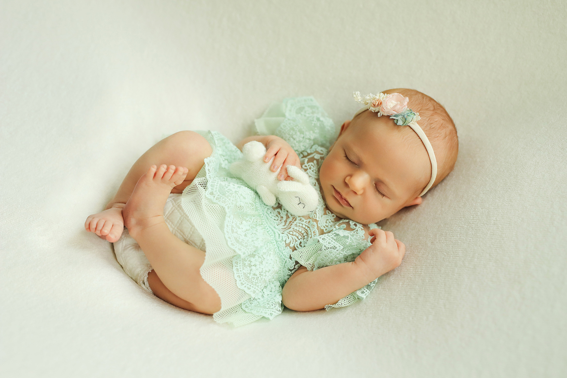 Фотосессия малыша Екатеринбург. Фотосессия новорождённого Екатеринбург. Фотограф newborn Екатеринбург. Фотограф новорожденных Екатеринбург. Фотограф Екатеринбург. Фотосессия Екатеринбург. Фотосессия под ключ Екатеринбург 
