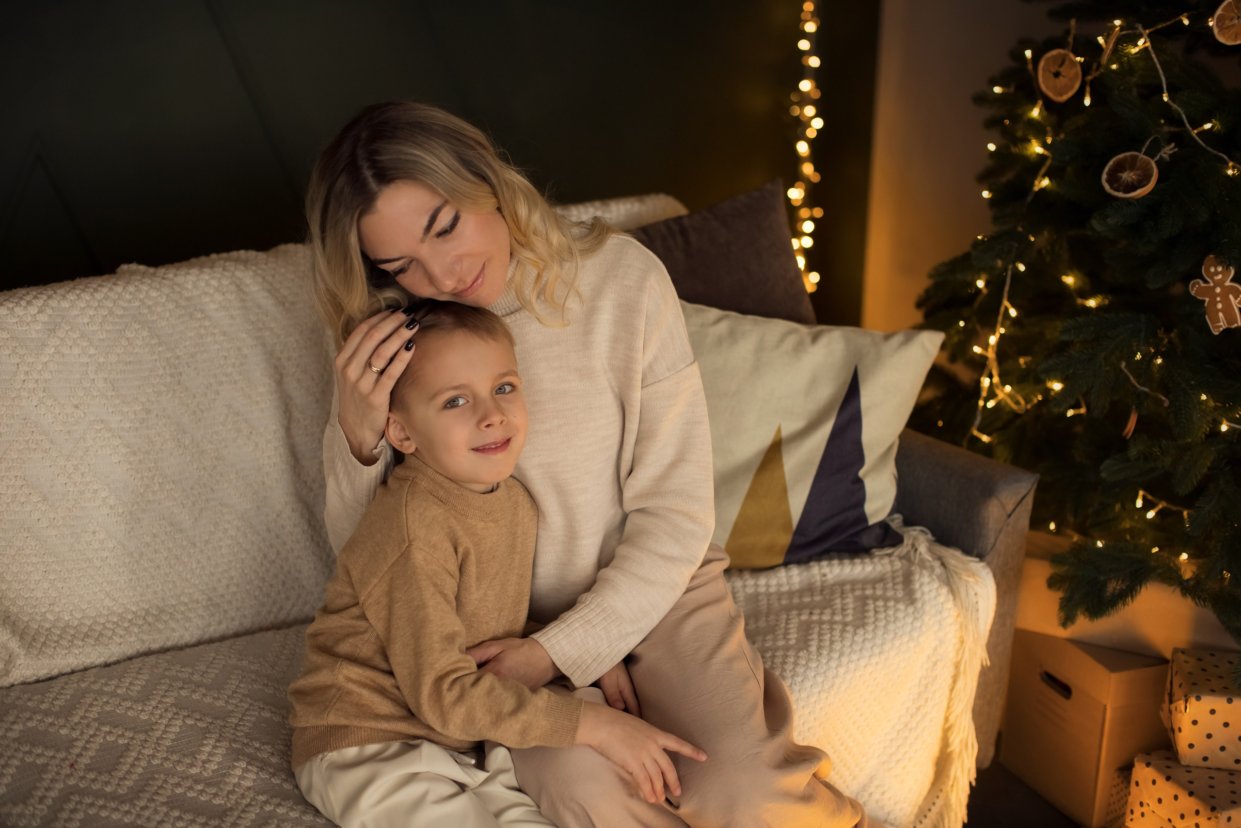 Новогодние объятия. Семейный и детский фотограф в Саратове Полина Коткина