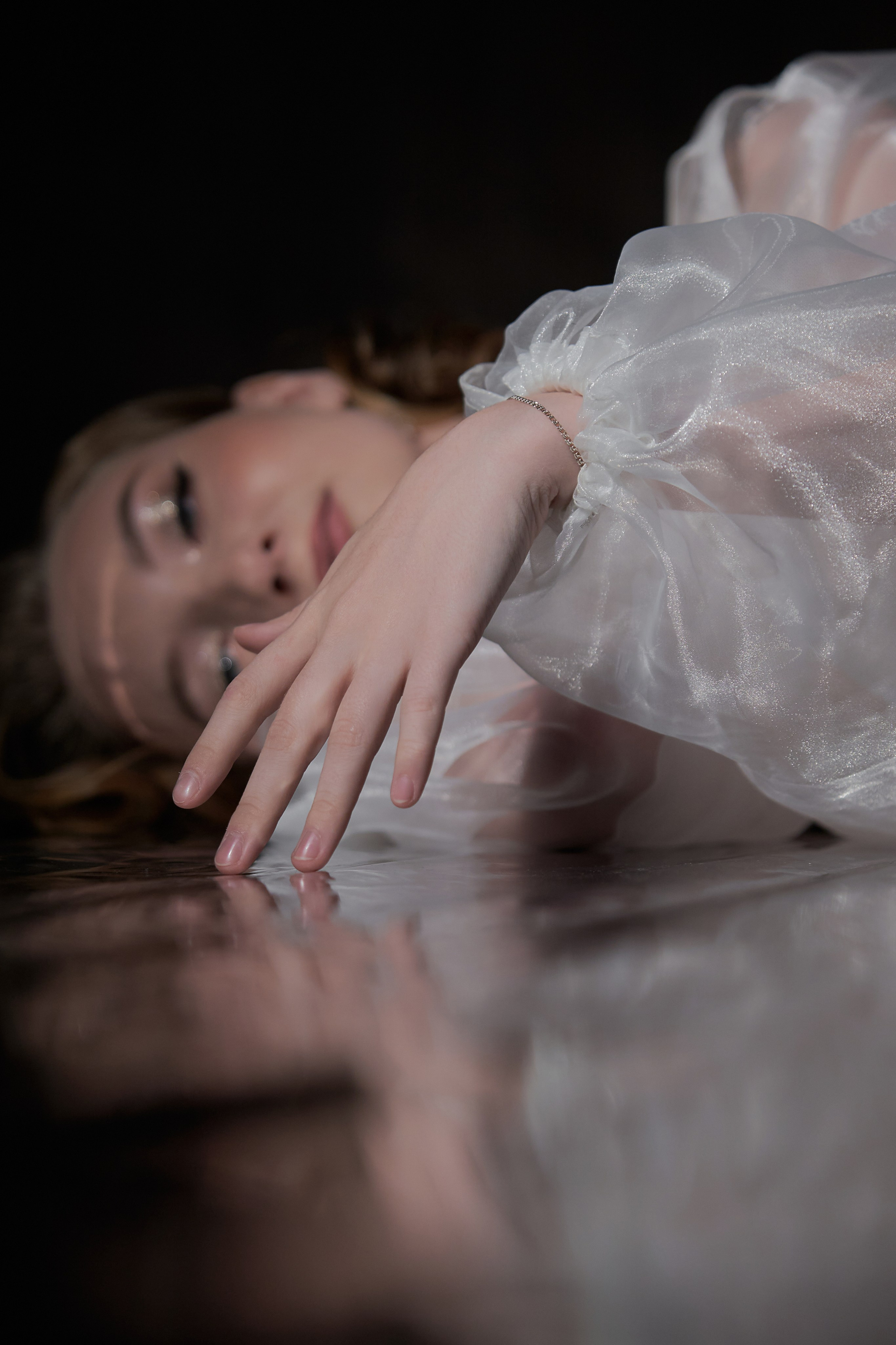 Портретная съёмка в студии на циклораме. Мартазова Екатерина фотограф. Екатеринбург