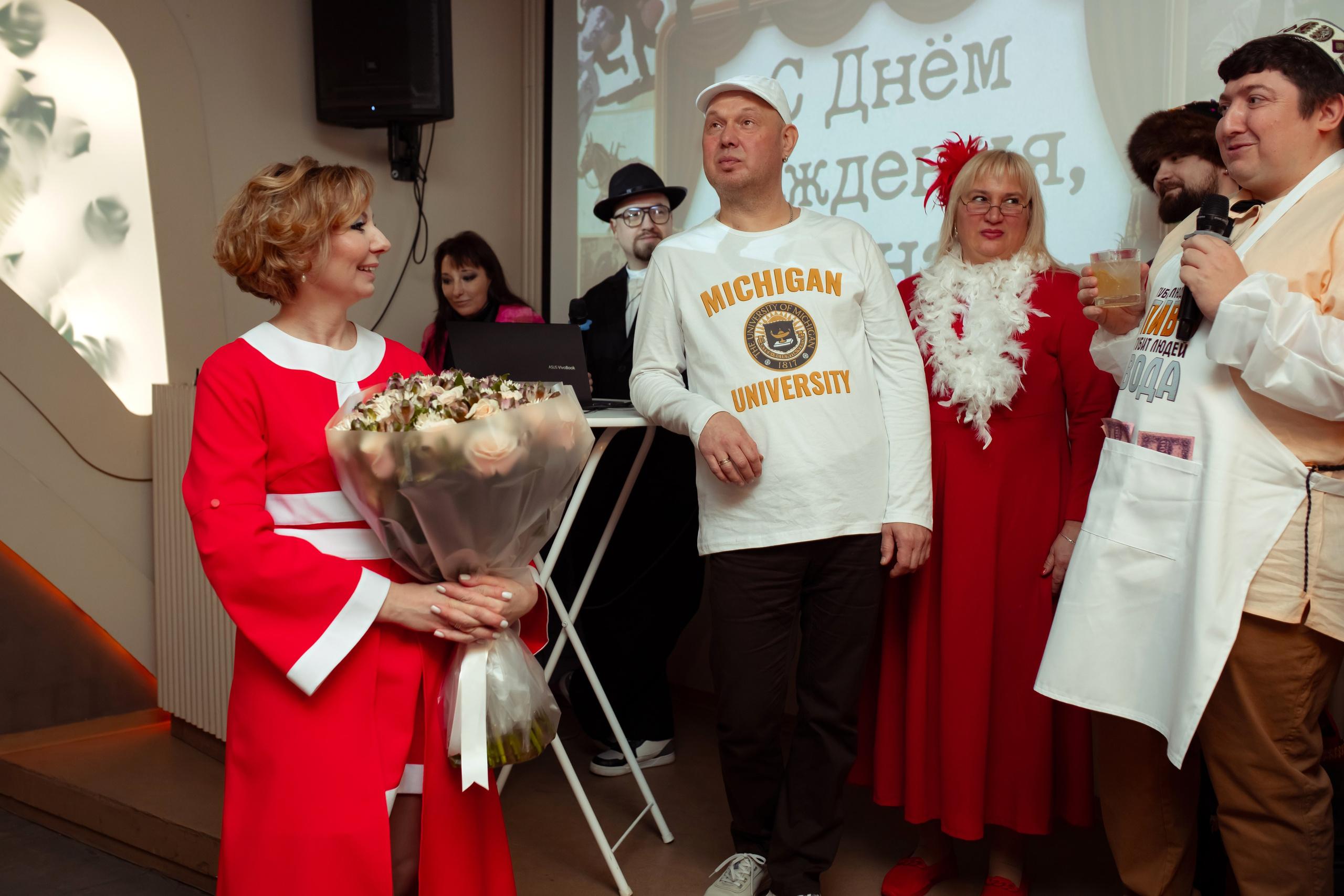 Юбилей Анны в стиле Гайдая. Семейный и детский фотограф в Москве Дорогова Екатерина