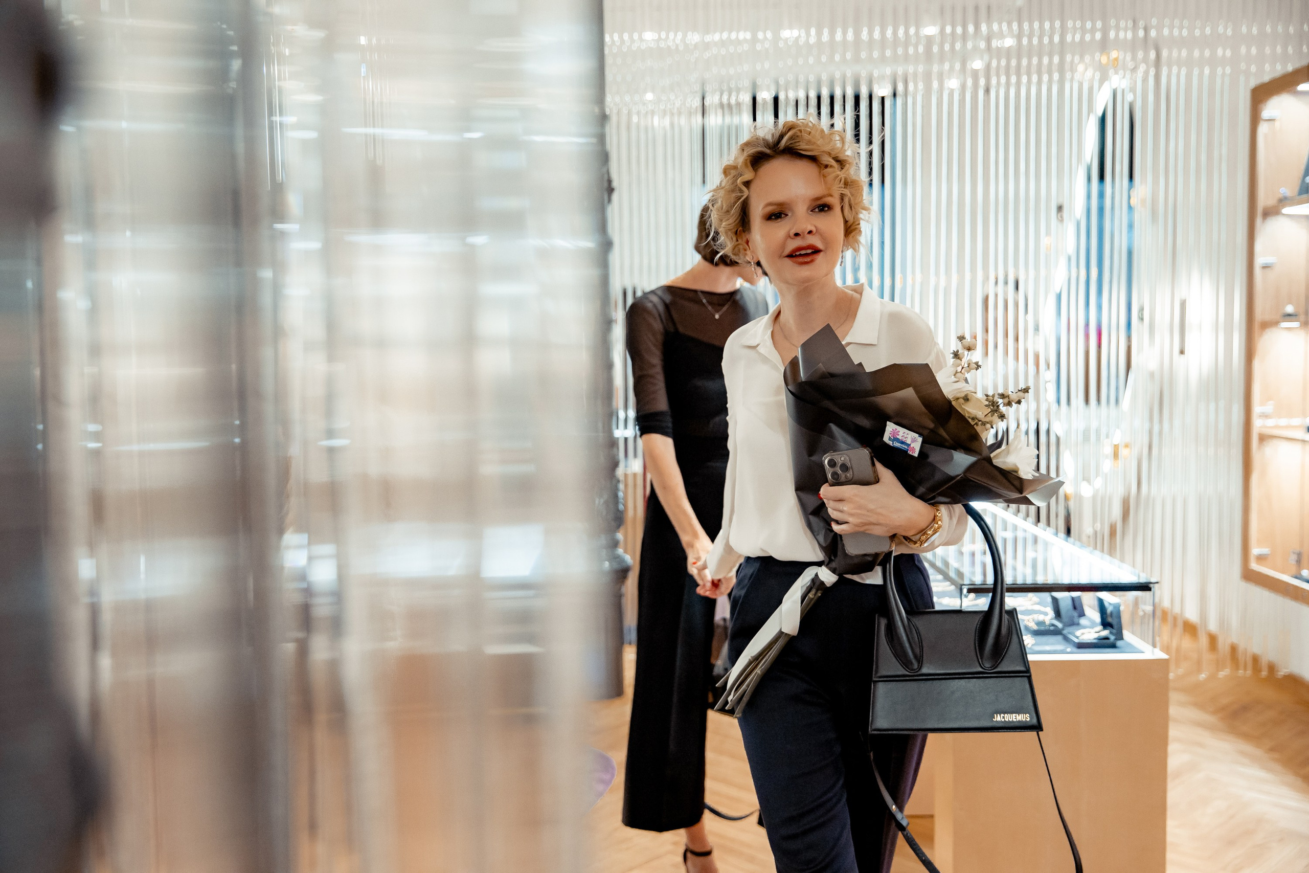 Презентация коллекции цветных драгоценностей в Le Noir. Главная