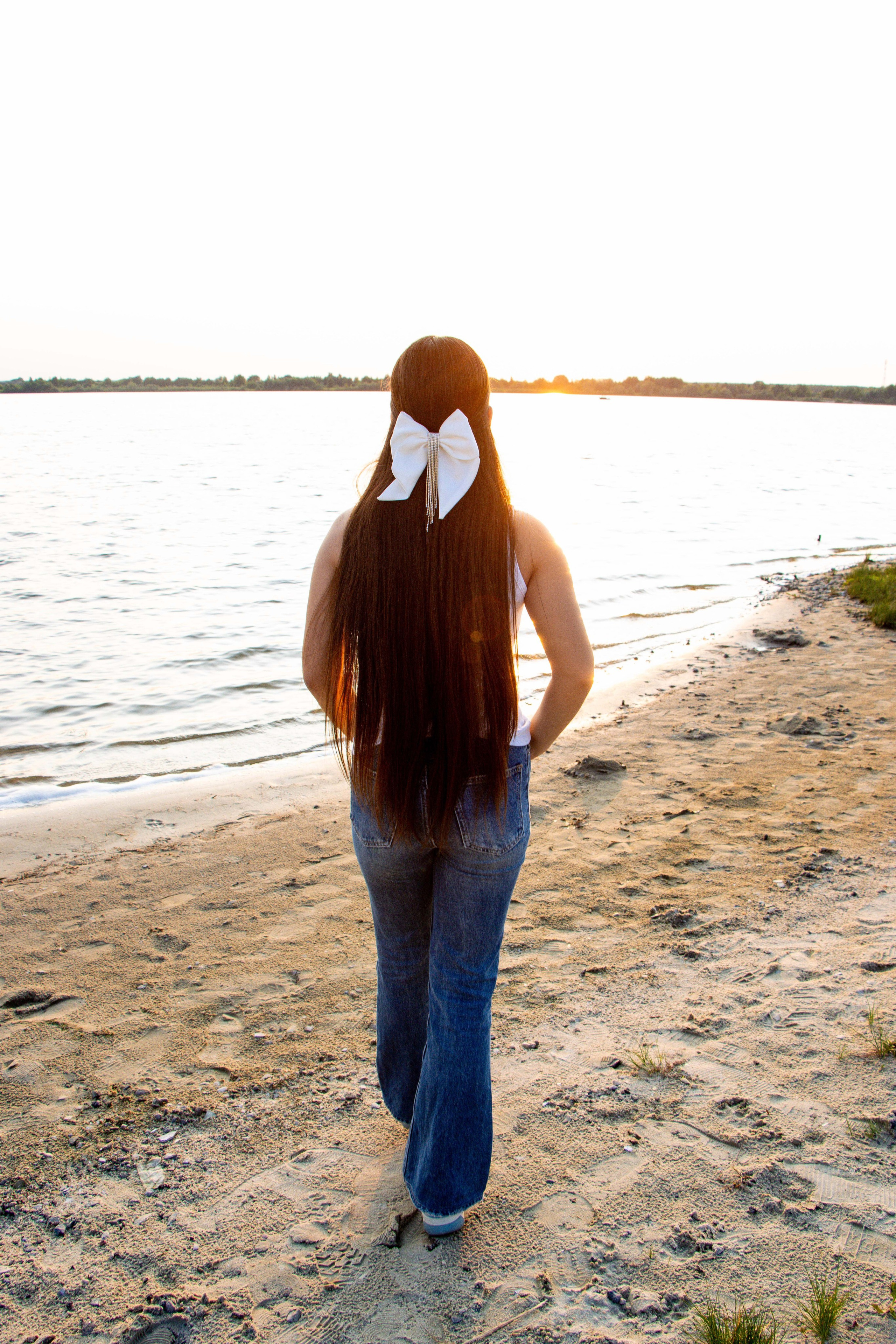 Эмилия у озера. Фотограф Татьяна Матрос