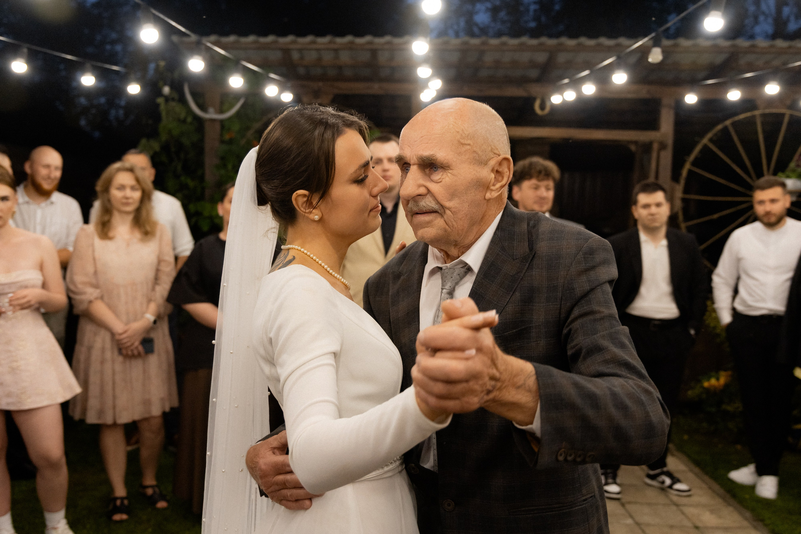 Свадебная фотосессия в агроусадьбе Лабодянка в Минске. Свадебный фотограф в Минске/Беларуси Сергей Спиридонов