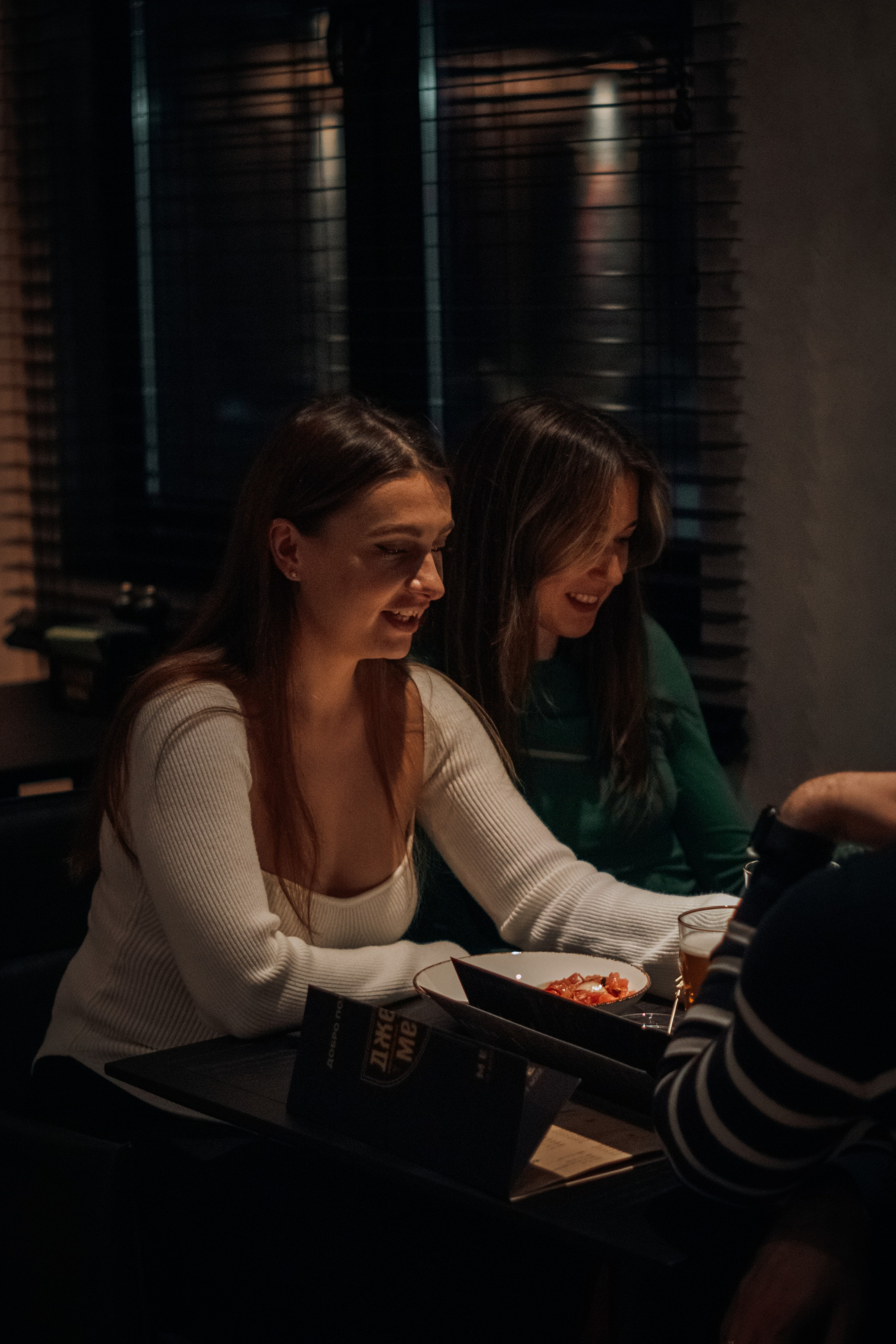 Ресторан Джентлмены. KRIS KRUPINNIKOVA