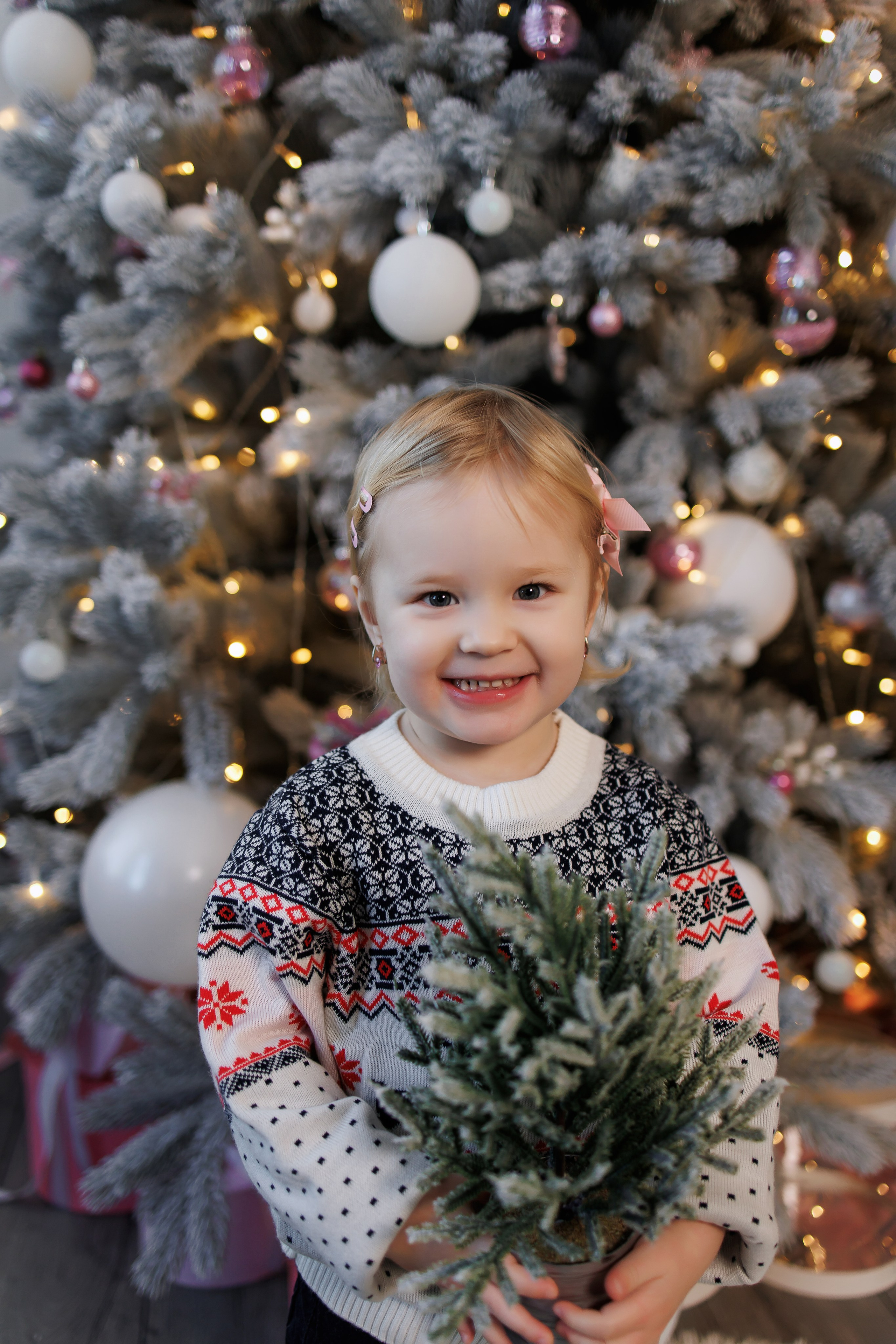 Ваши фотографии. Интерьерная фотостудия Background в Омске