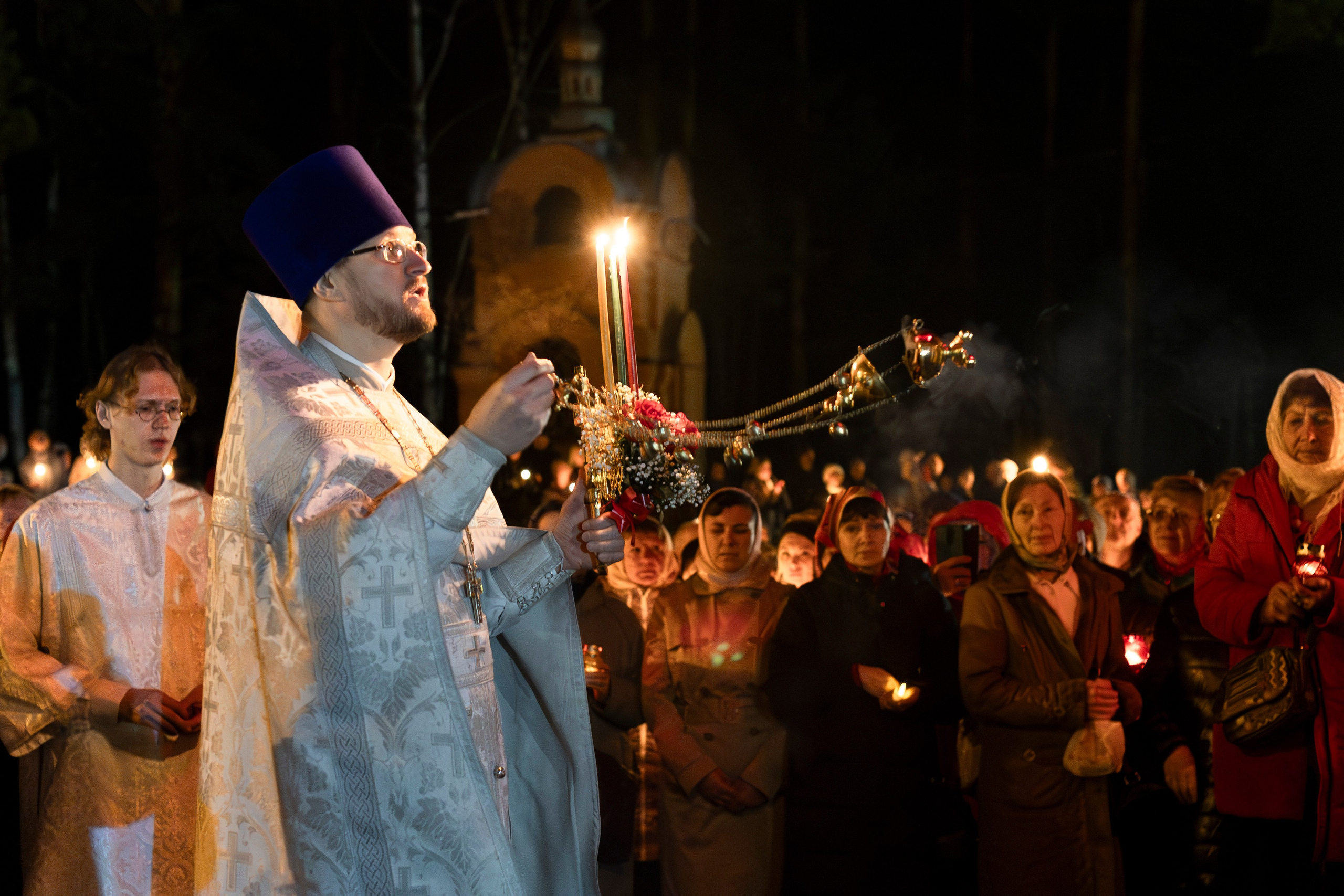 Пасха Господня. ТОП Фотограф на Крещение и Венчание Железногорск Алексей Мещеряков
