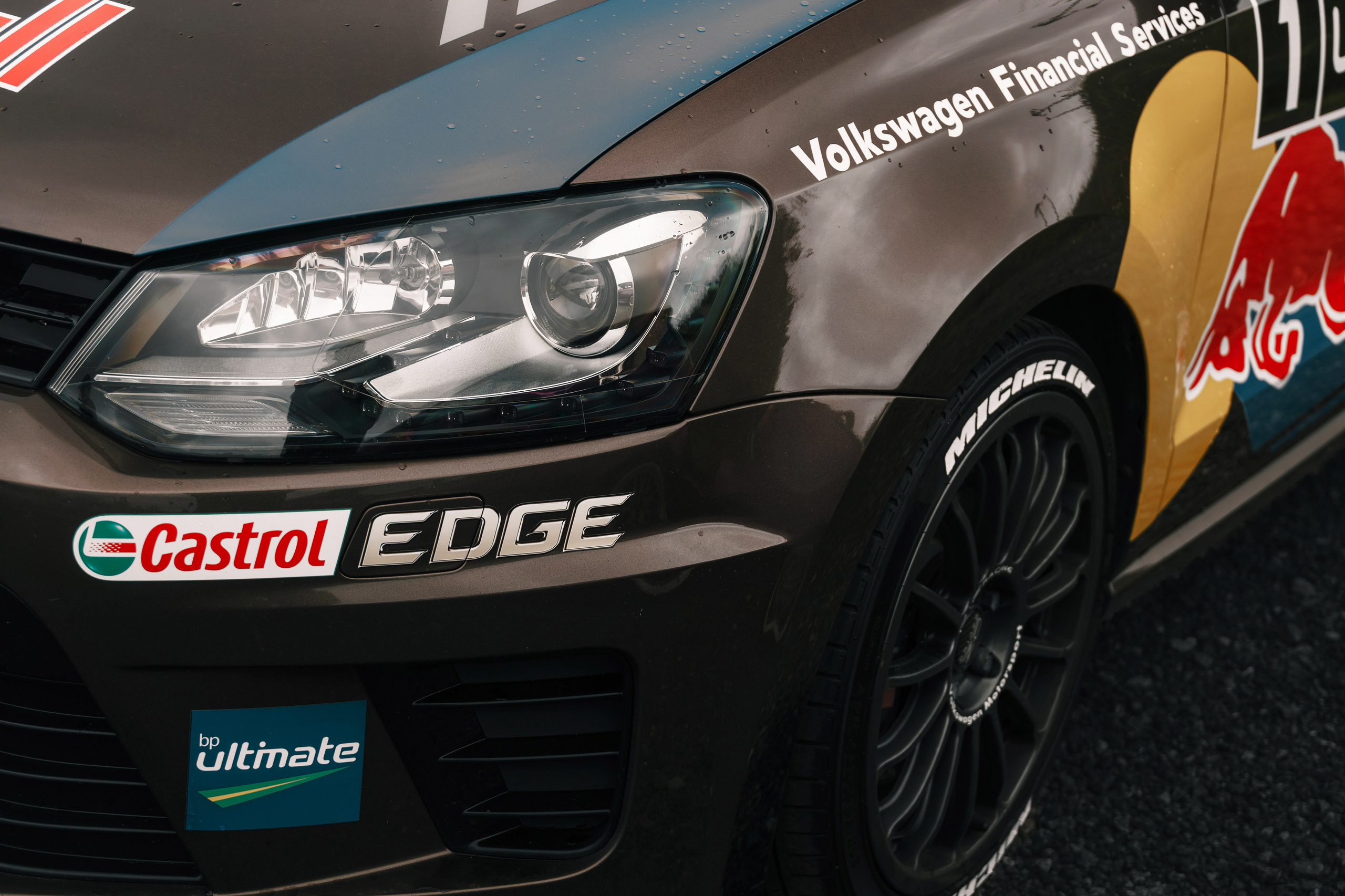 IDDC Этап 2: Бетонный Колизей и блогеры в деле