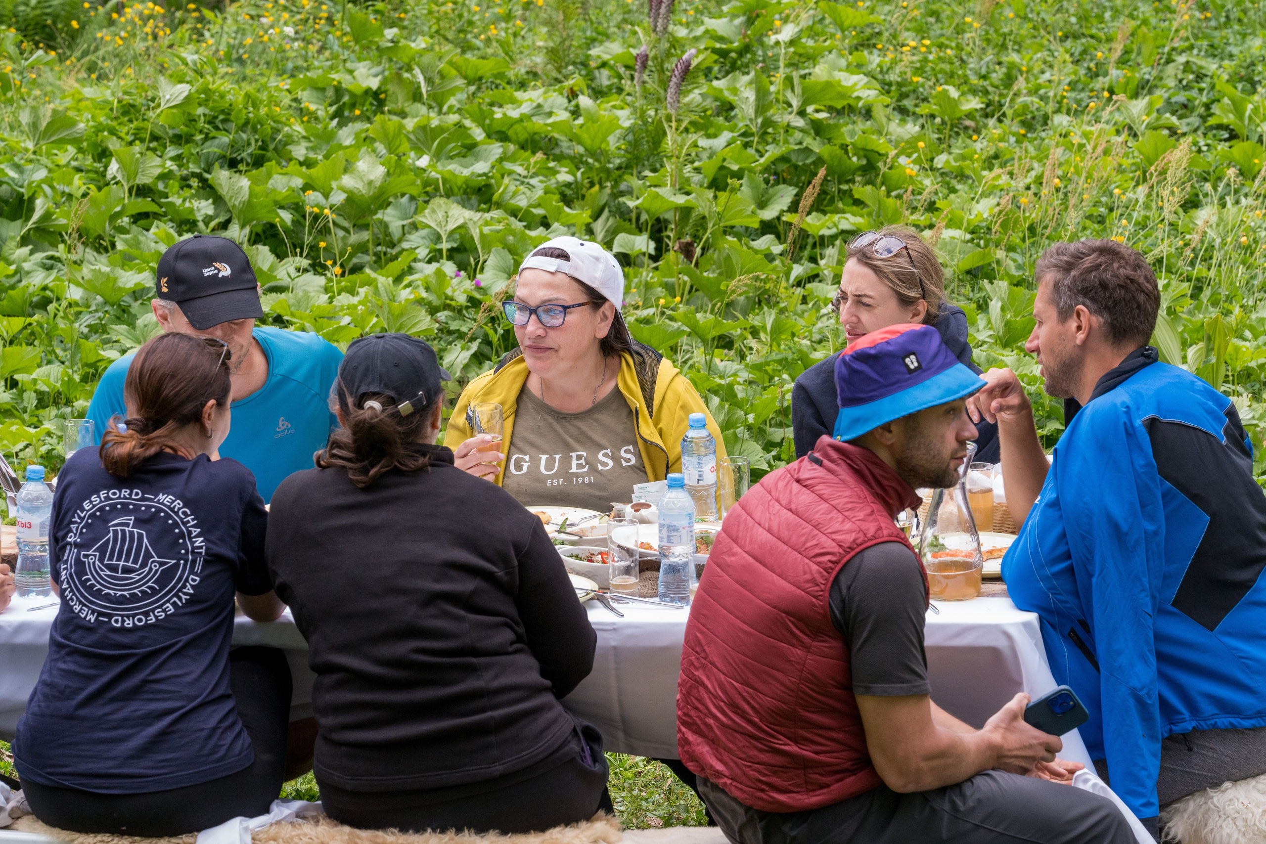 MICE мероприятие для компании «Доставка морем»: хайкинг к Ачипсинским водопадам. Репортажный фотограф в Красной Поляне и Сочи Павлюченко Екатерина