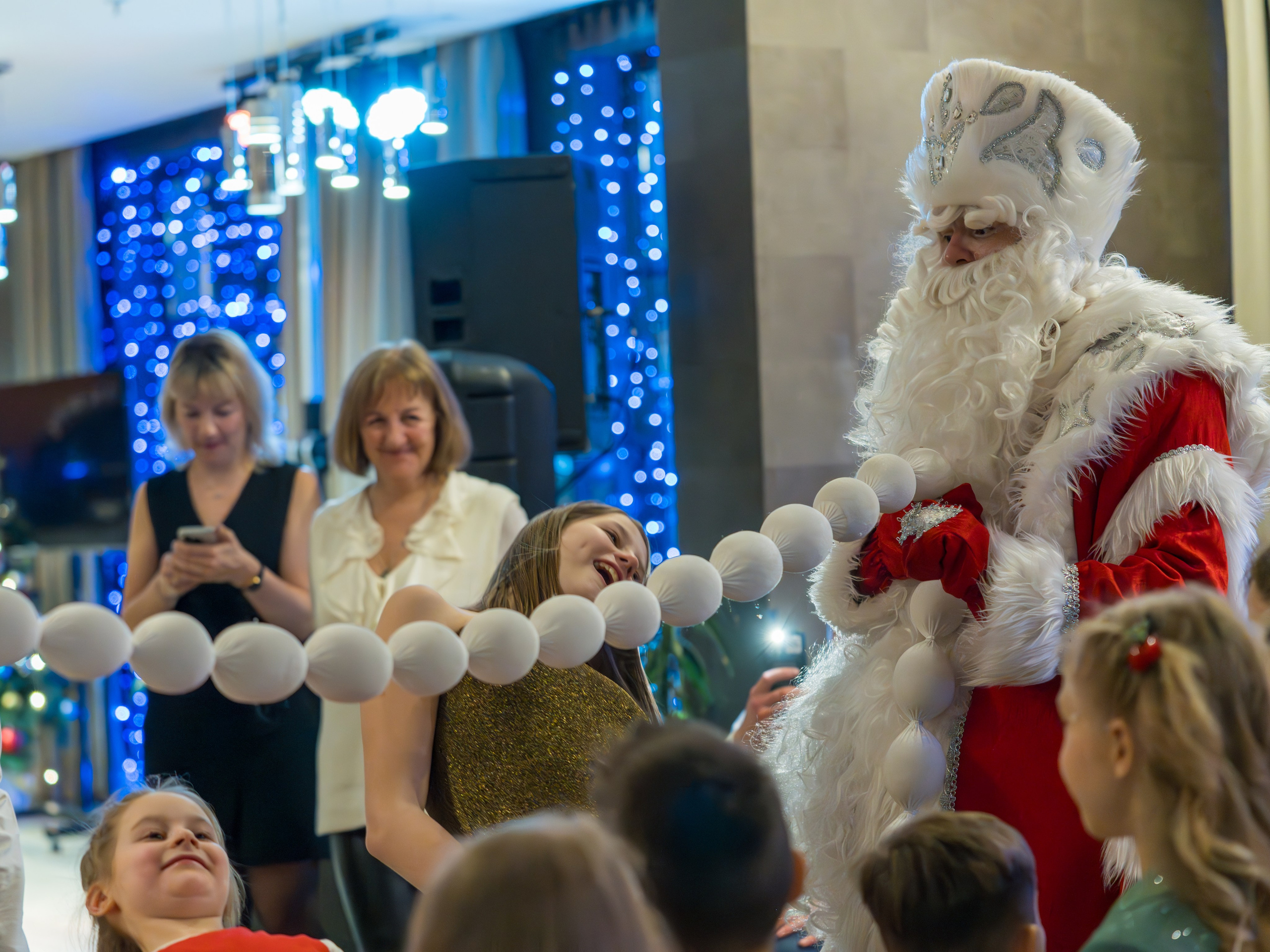 Новый год 2024 в ресторане Эрбелия. Репортажный фотограф в Красной Поляне и Сочи Павлюченко Екатерина