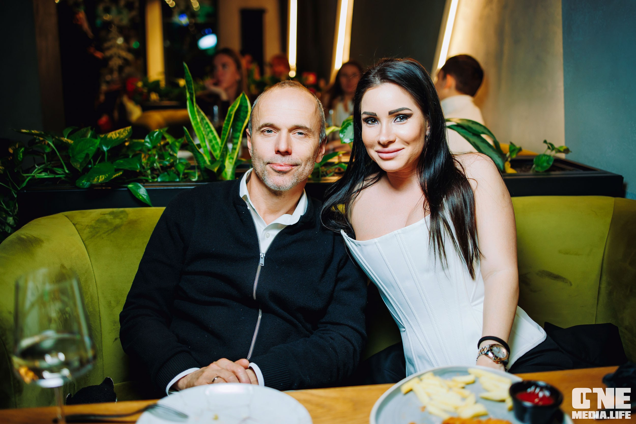 Клубный концерт в El Greco: Братья Грим. One Media Life: фоторепортажи, фотоотчеты с мероприятий и заведений