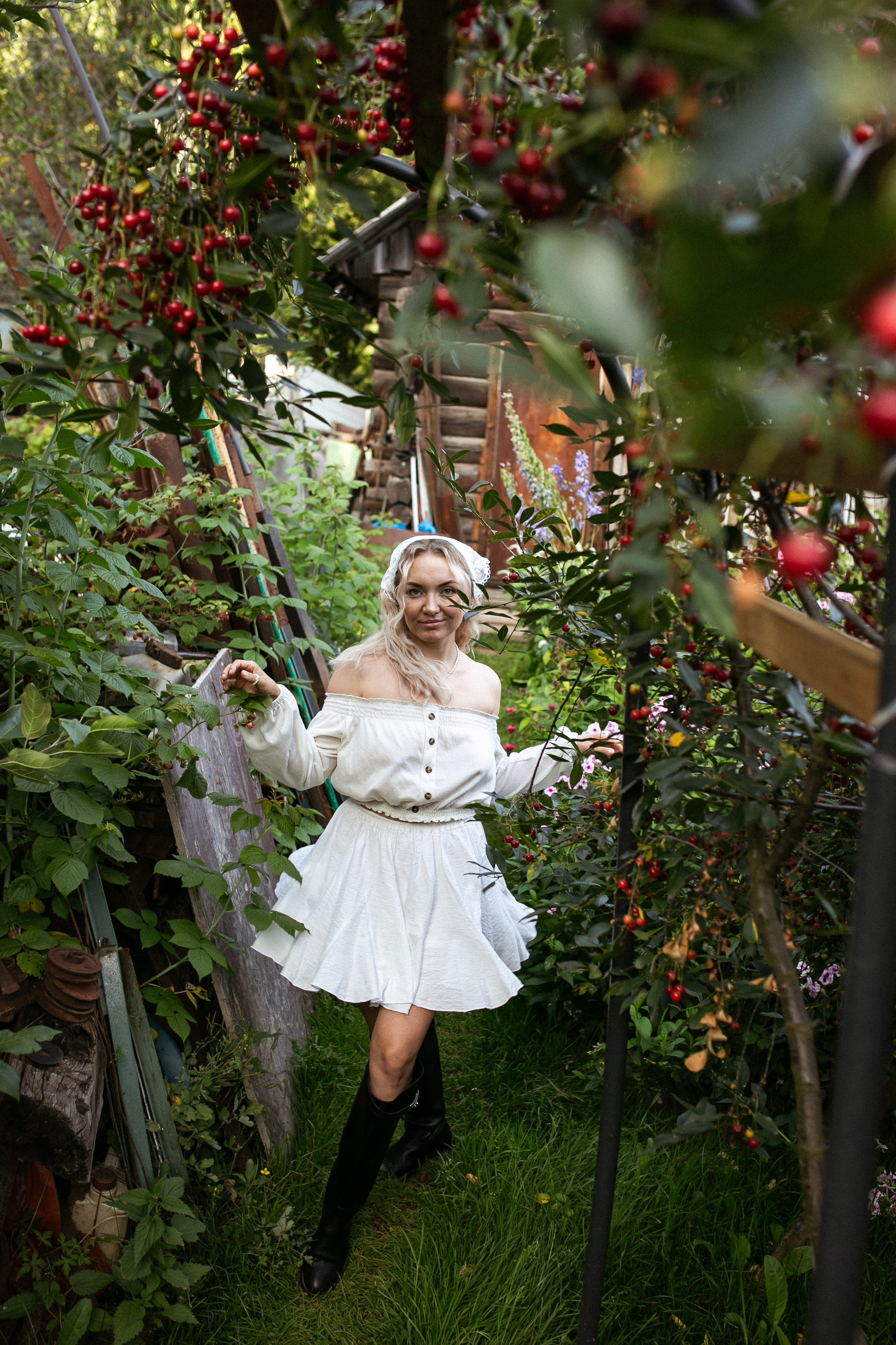 Фотосессия в шикарном саду с розами. Семейный и детский фотограф в Ижевске Анастасия Камариттинова