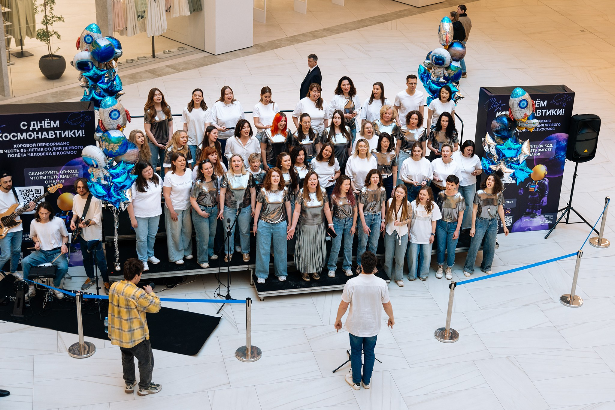 Нескучный хор ТРЦ «Голливуд». Апрель 26. Репортажный фотограф в Санкт-Петербурге Анастасия Клёпова