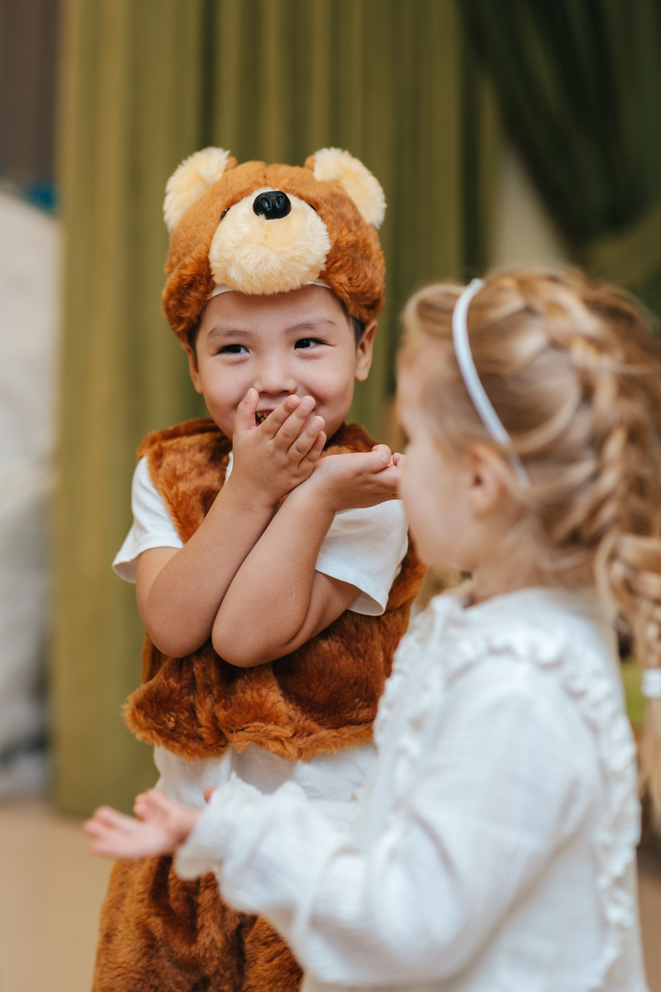 Новогодний утренник в младшей группе. Семейный lifestyle фотограф в Санкт-Петербурге Людмила Пахомова
