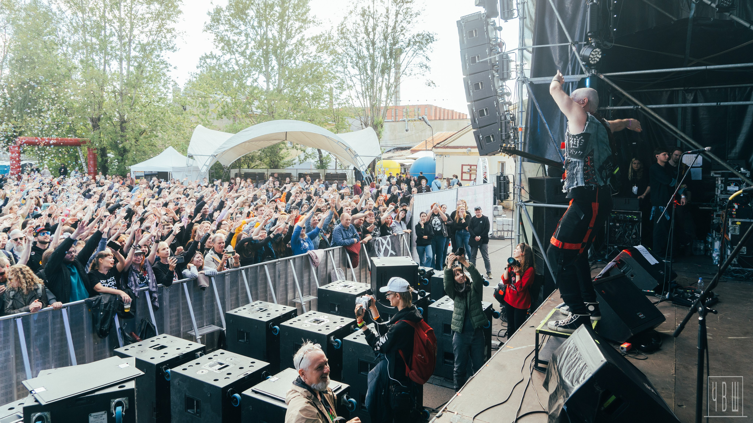 Живой! 2025, День Второй. Человек в Шляпе