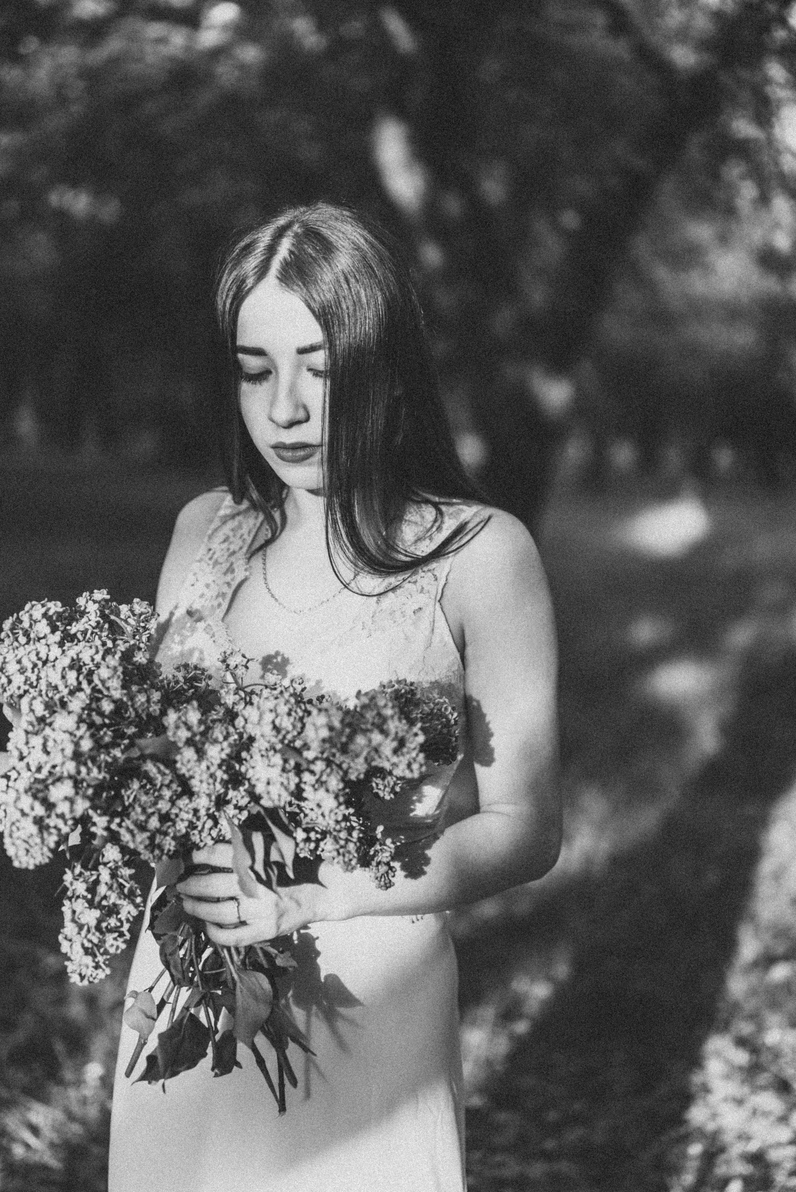 Катя в цветущих садах. Семейный фотограф в Минске Дарья Дреко