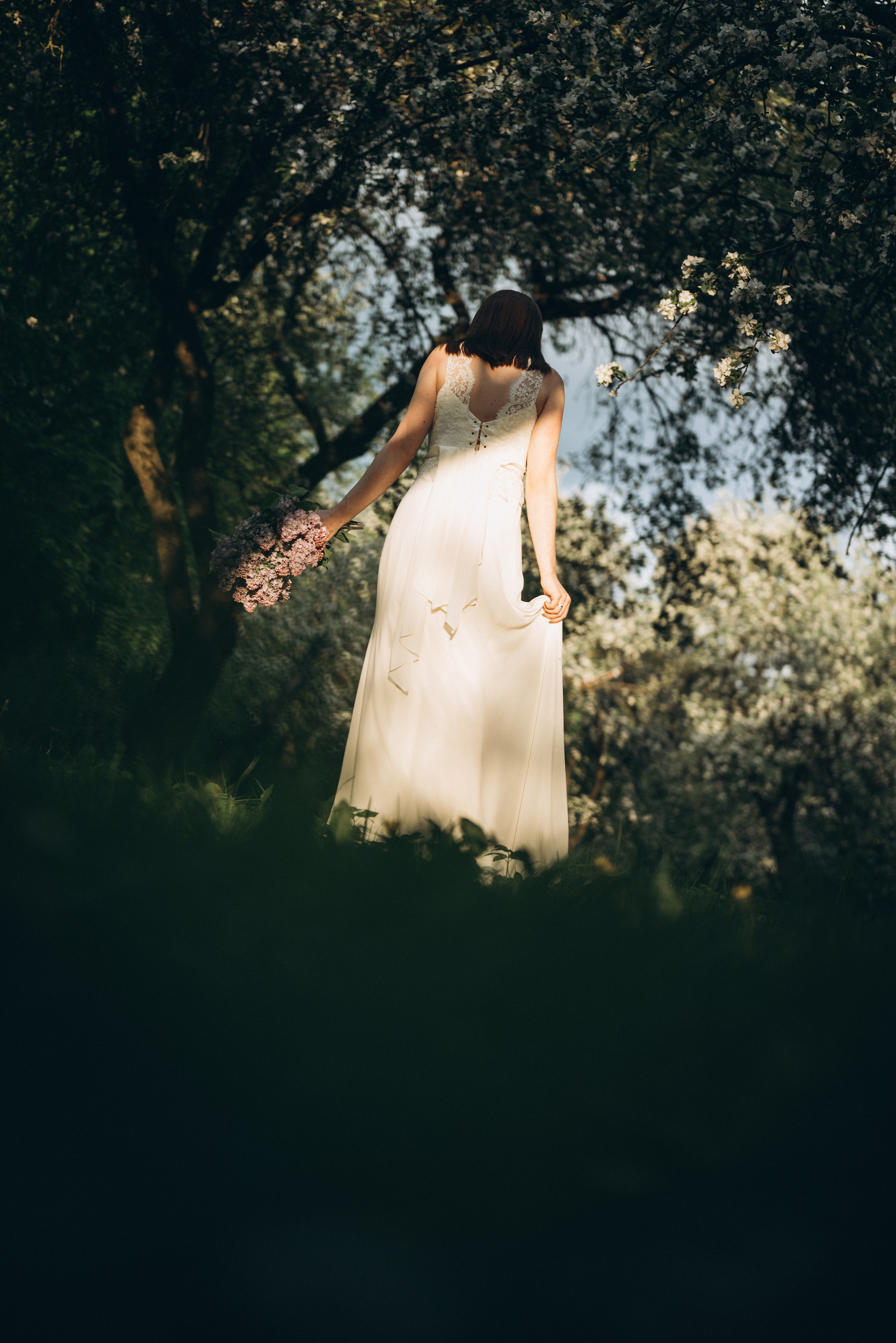 Катя в цветущих садах. Семейный фотограф в Минске Дарья Дреко