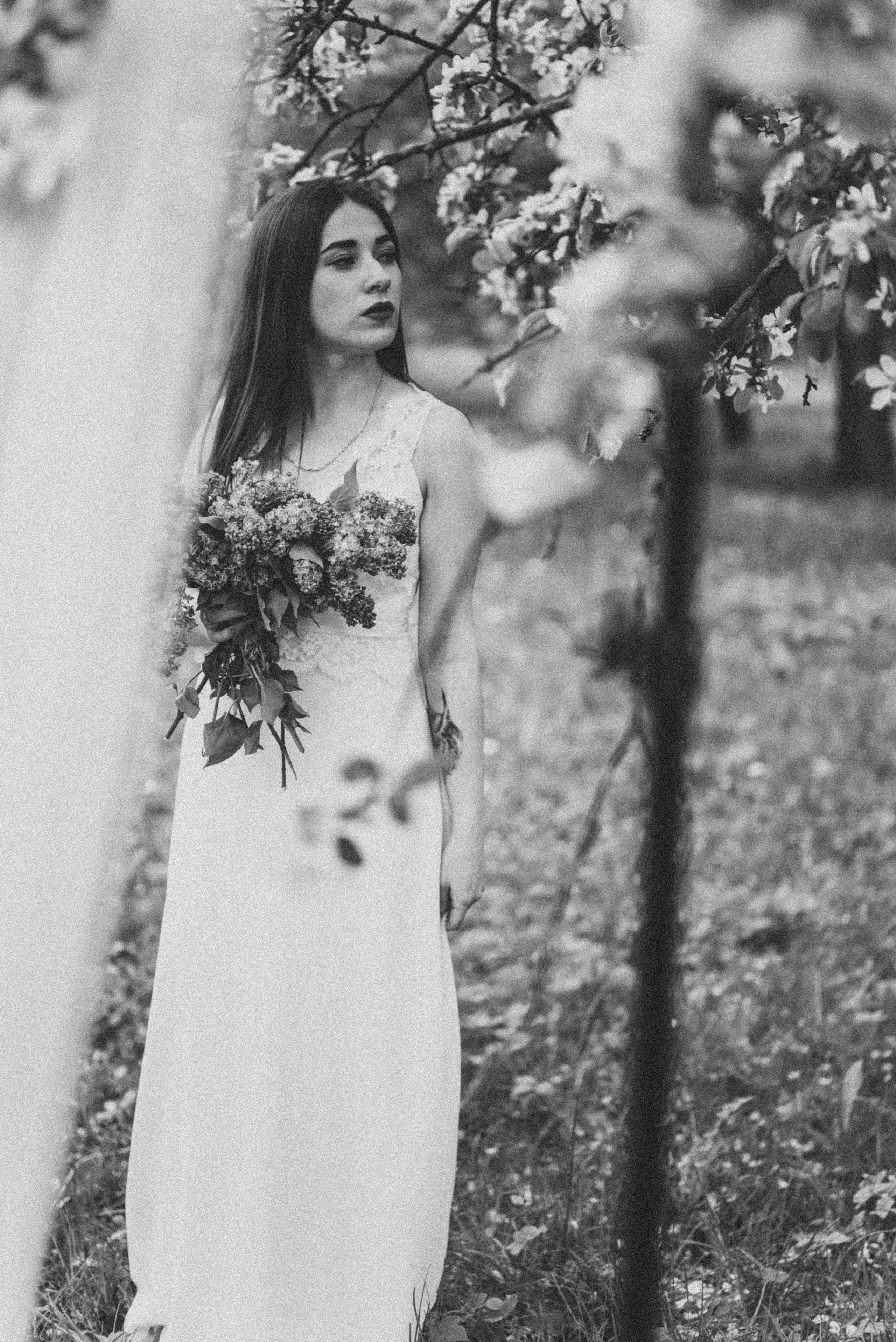 Катя в цветущих садах. Семейный фотограф в Минске Дарья Дреко