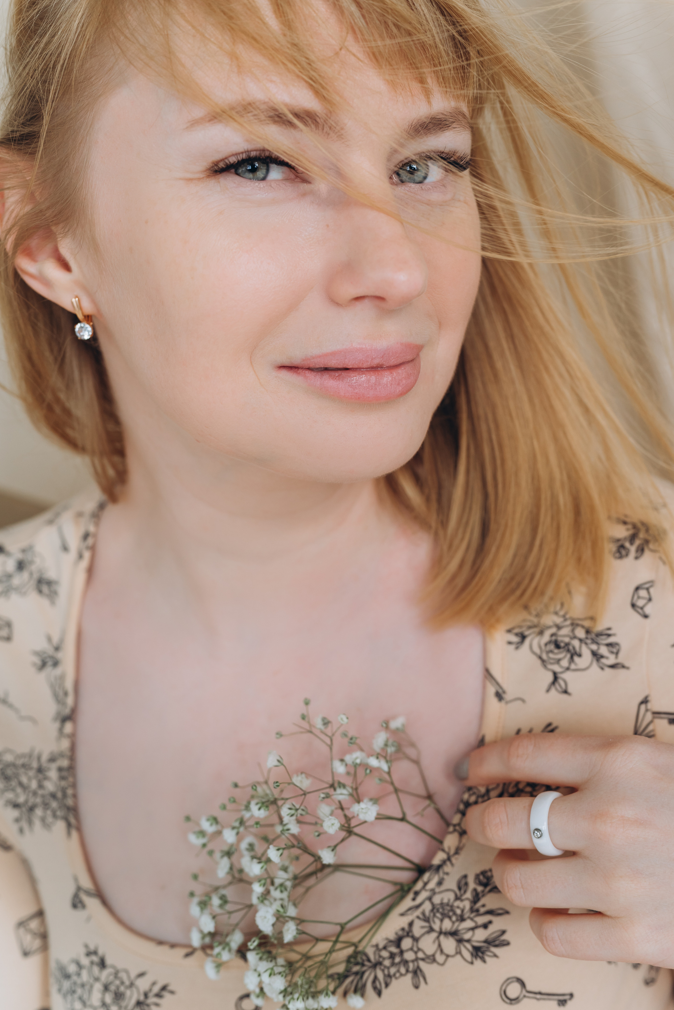 Алёна в нежной ткани. Семейный фотограф в Минске Дарья Дреко