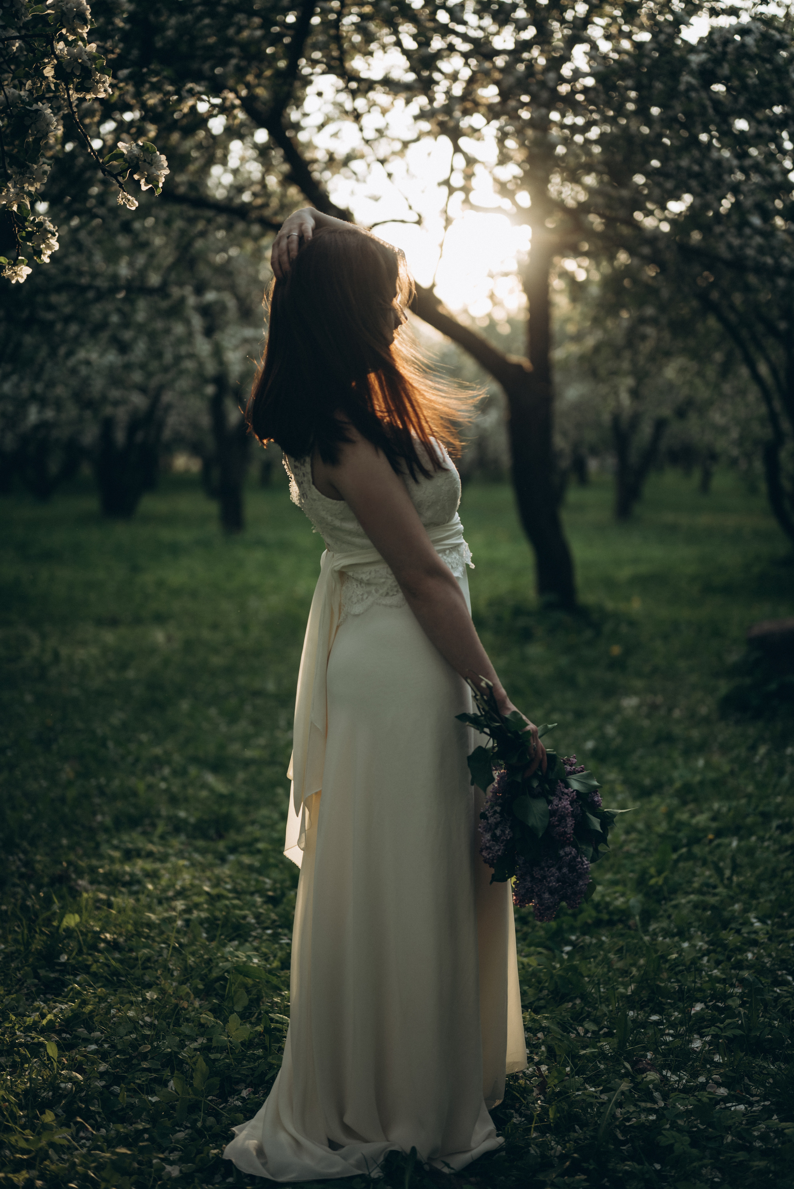 Катя в цветущих садах. Семейный фотограф в Минске Дарья Дреко