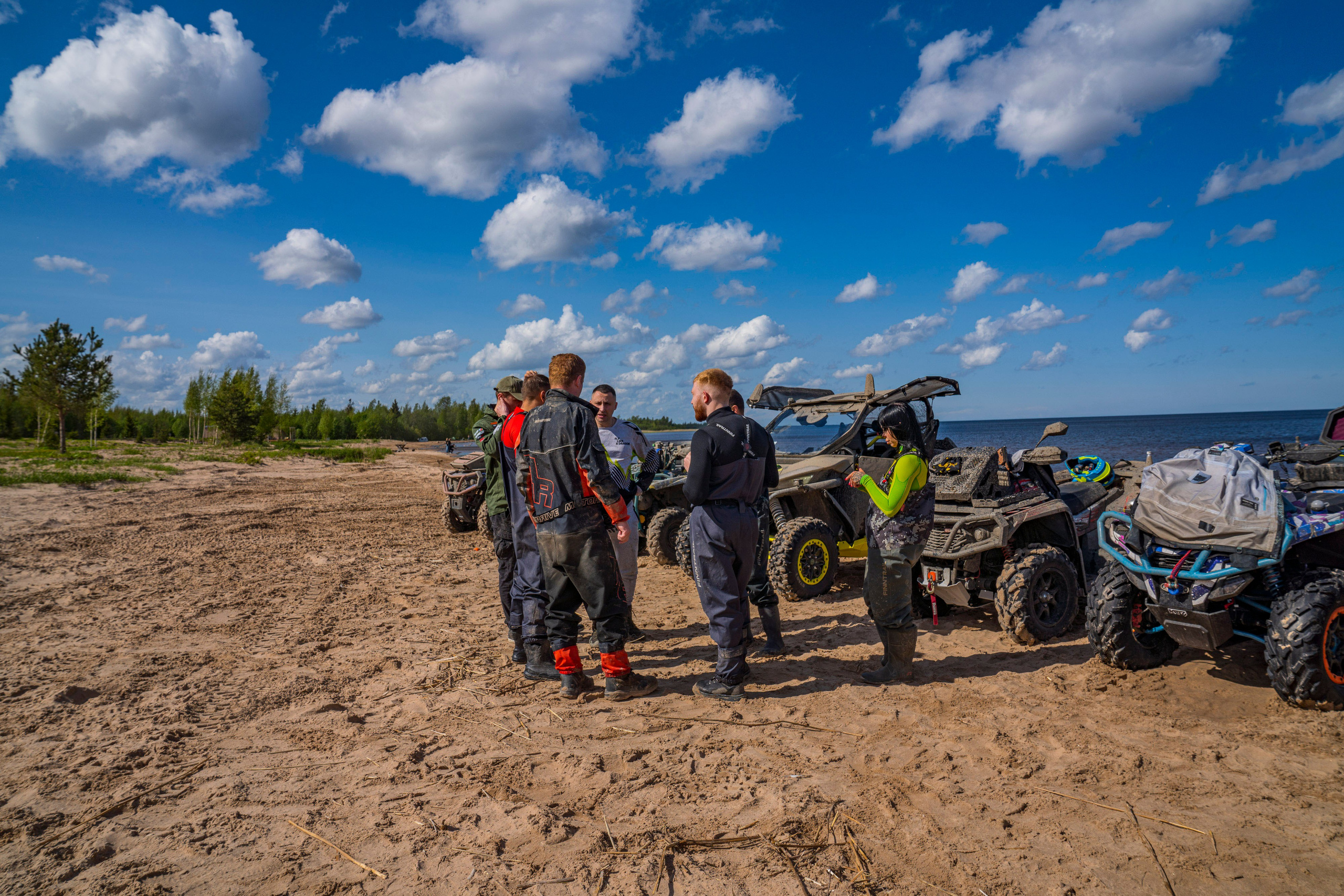 RazVolution. Графический дизайнер Илья Левченко