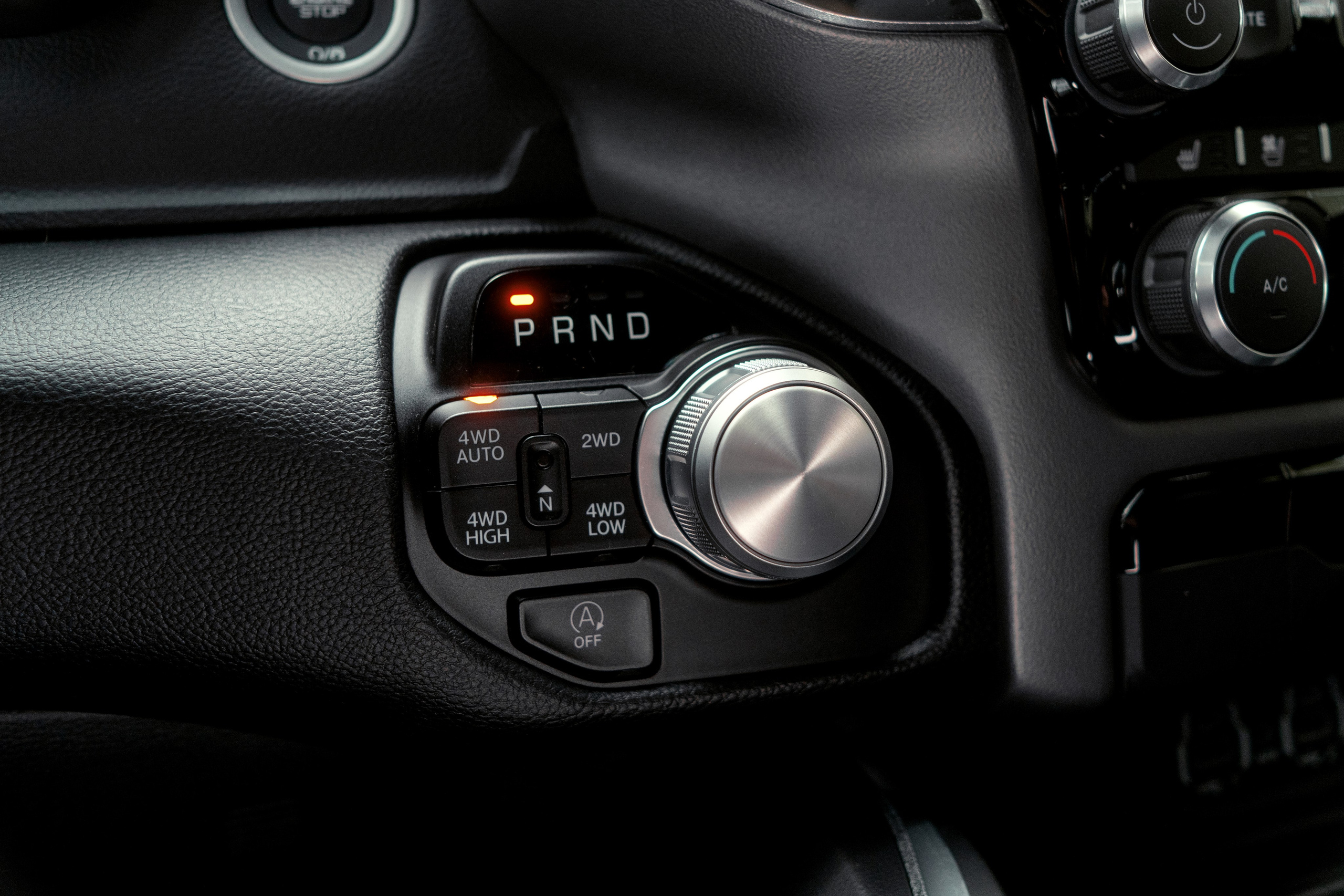 Фотографии RAM 1500 Laramie