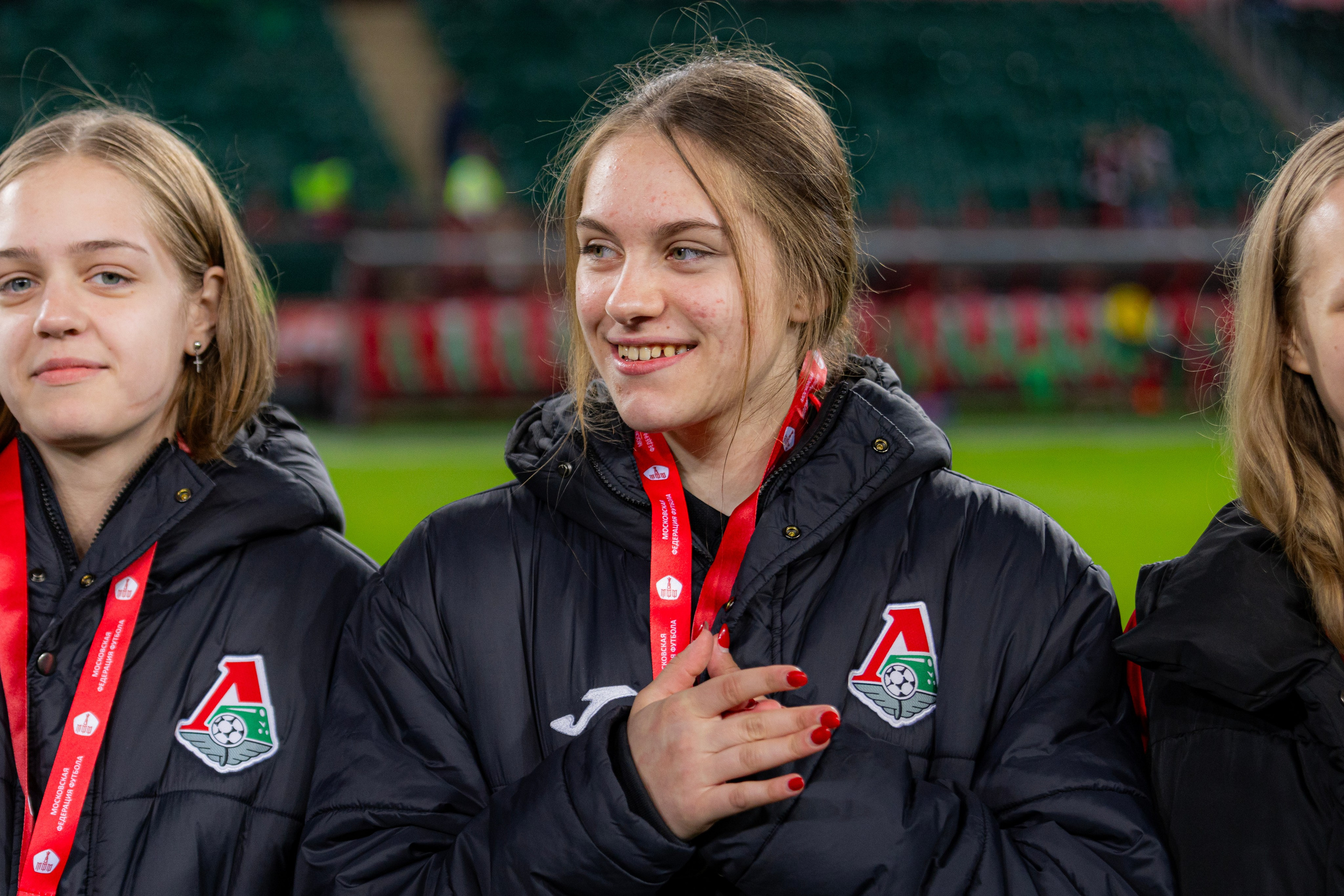 НАГРАЖДЕНИЕ ЖЕНСКОГО ОТДЕЛЕНИЯ АКАДЕМИИ ФК ЛОКОМОТИВ. Artem Zenin Photography