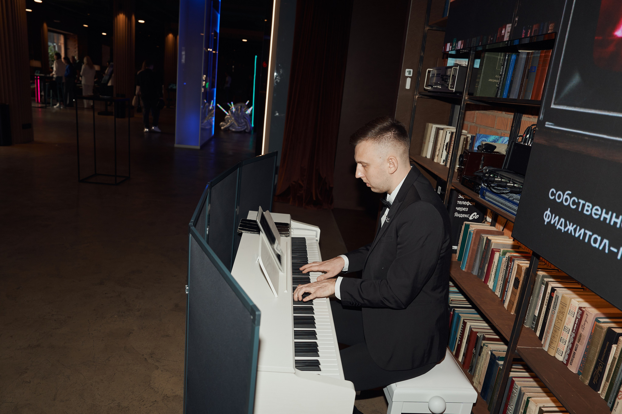 Клинике «Будь Здоров» 20 лет. Свадебный фотограф в Москве и Подмосковье Виктор Одинцов