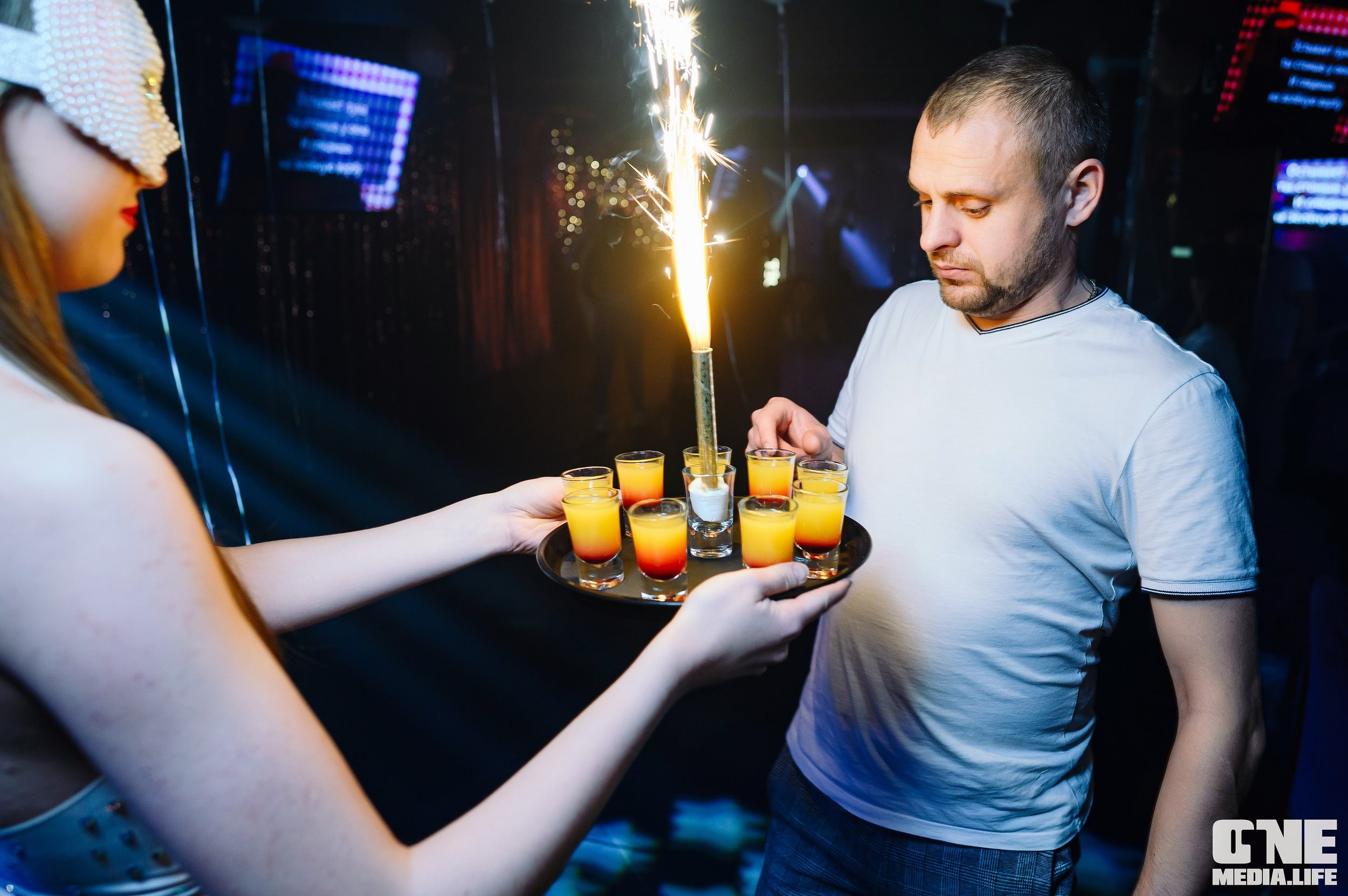 Фоторепортаж из караоке-клуба Эйфория. One Media Life: фоторепортажи, фотоотчеты с мероприятий и заведений