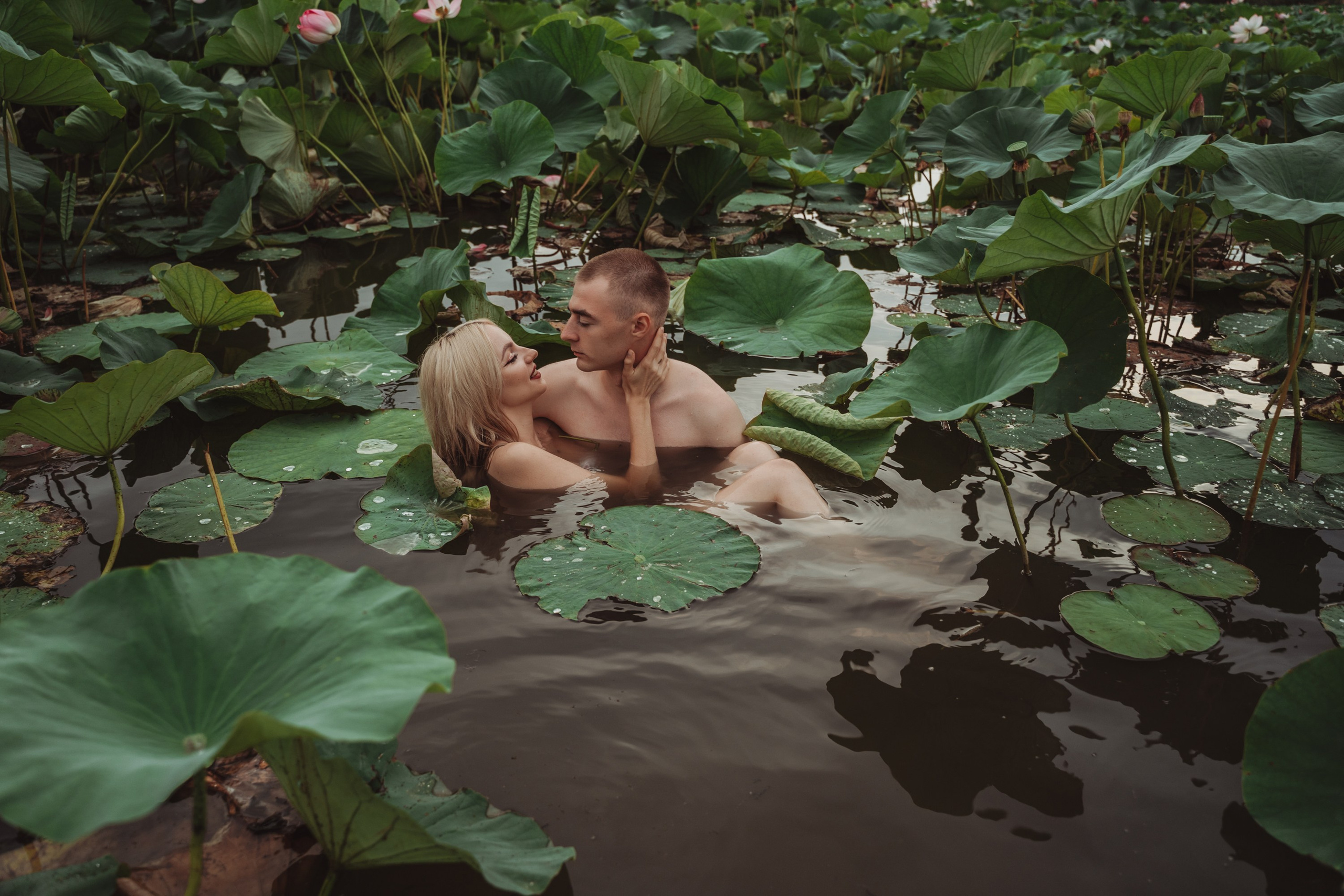 Лав стори фотограф Санкт-Петербург. Свадебный, семейный, портретный, репортажный фотограф в Санкт-Петербурге