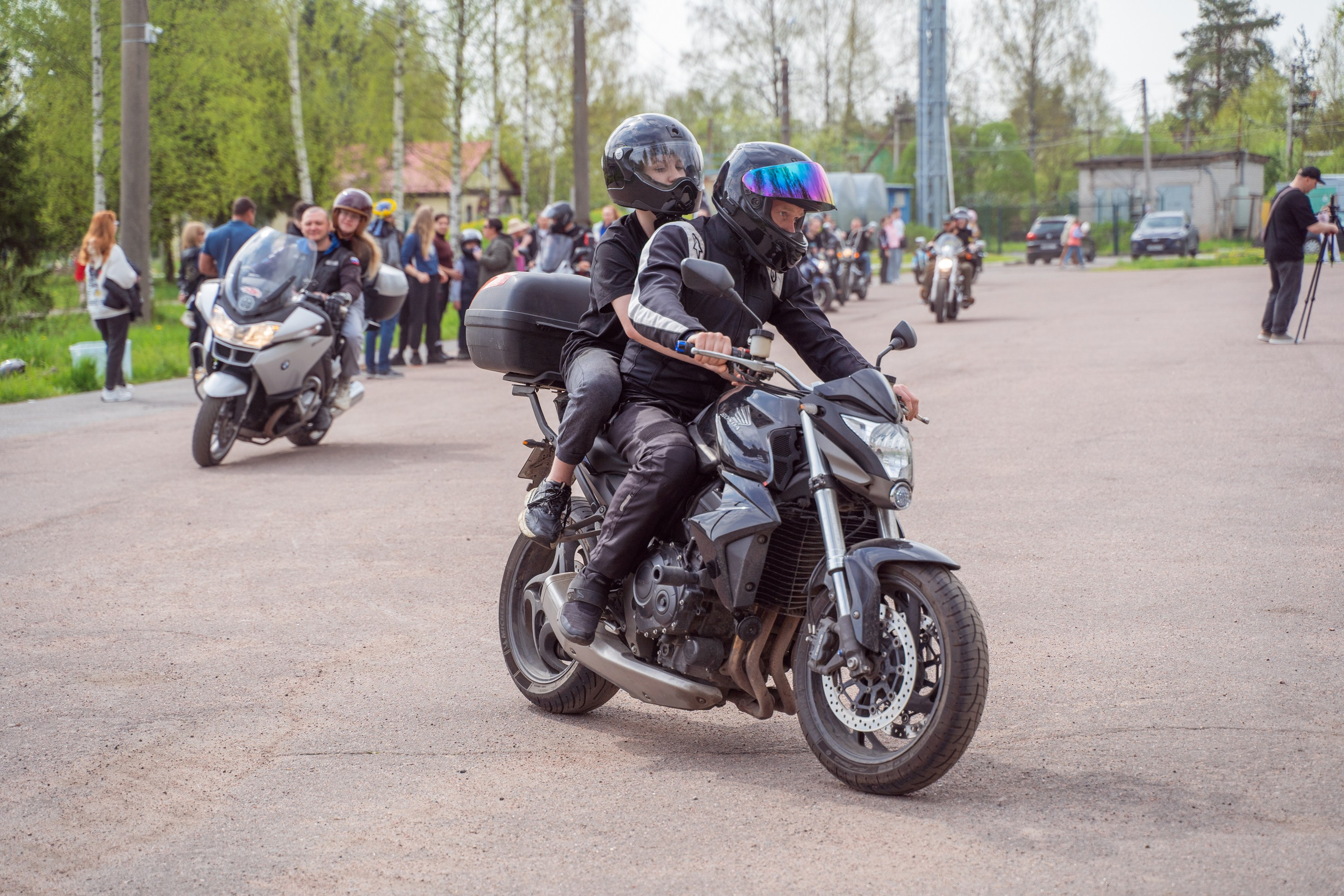 Мотоциклы —репортажная фотосъемка в Санкт-Петербурге. Свадебный, семейный, портретный, репортажный фотограф в Санкт-Петербурге