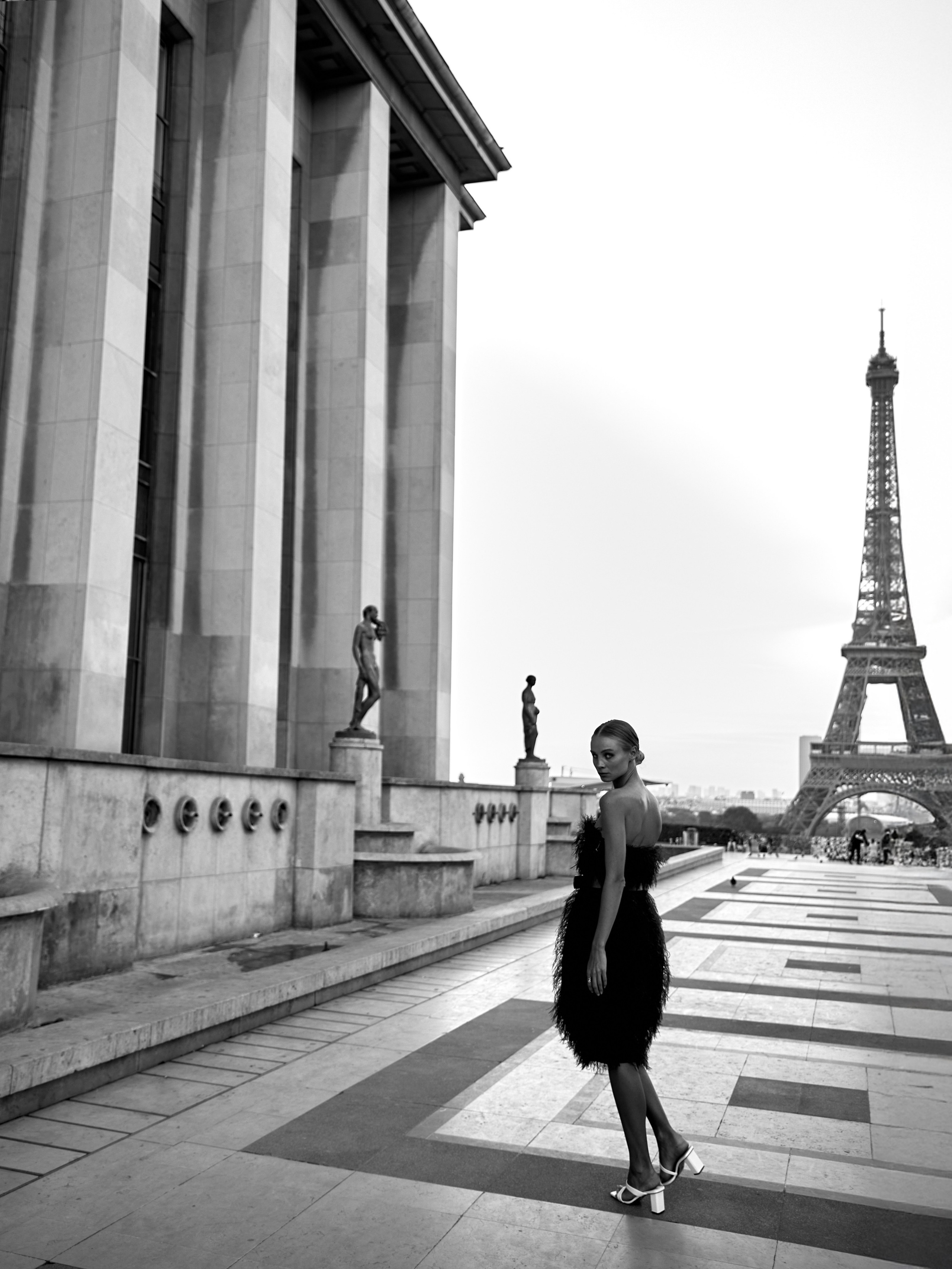 MORNING IN PARIS. Yulia Otroschenko