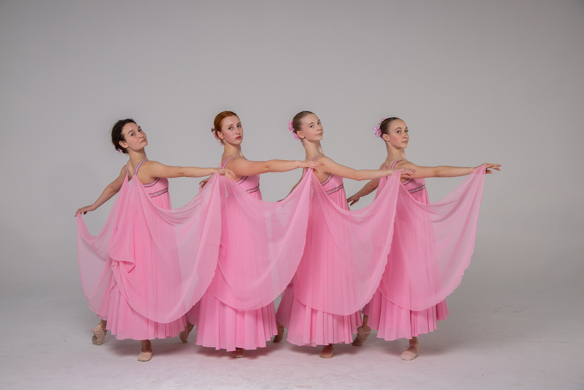 Танцевальные коллективы в студии. Балетный фотограф в Москве Галина Молчанова