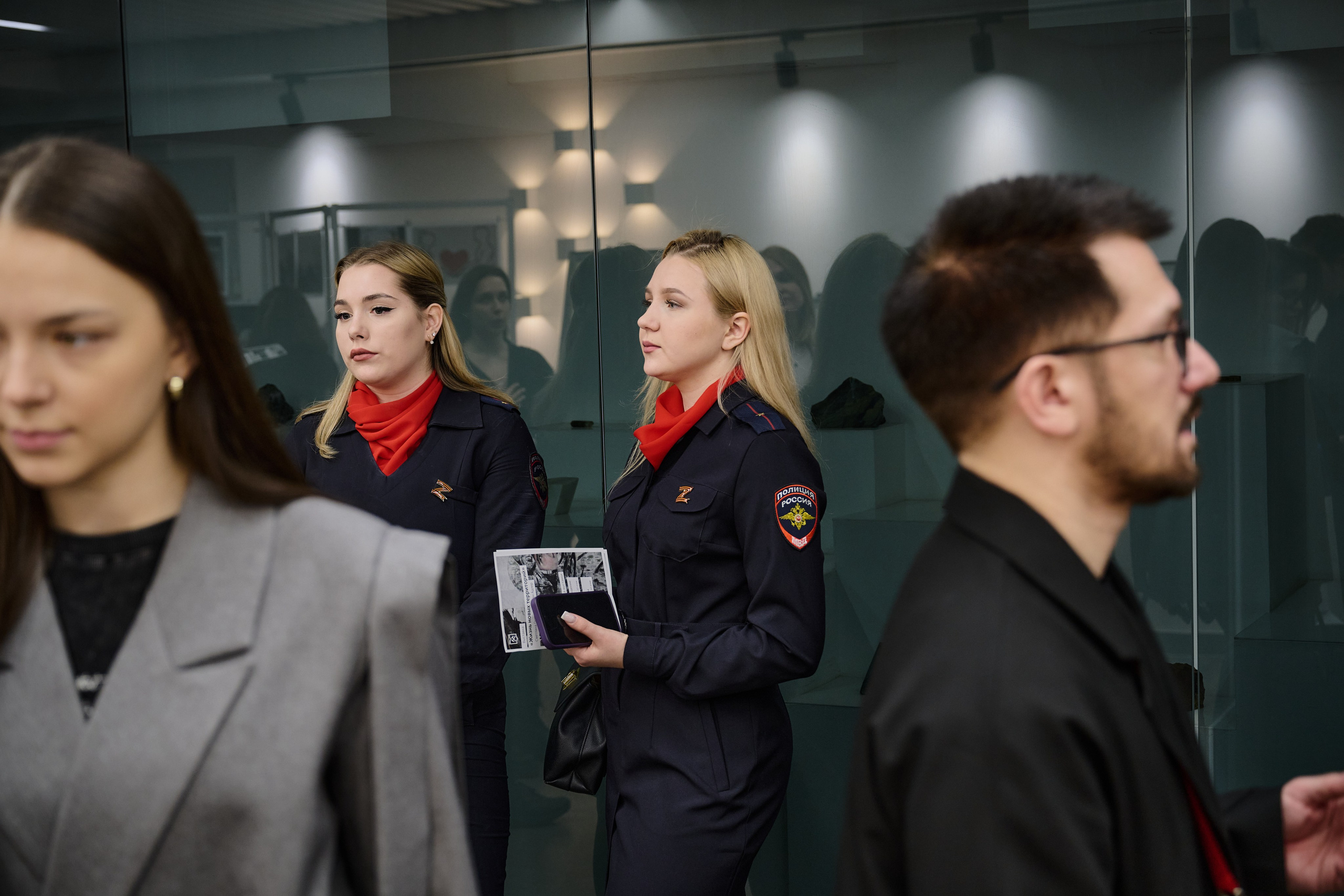 Фотовыставка «Территории» в Росгеолфонде. Фотограф Роман Адлер