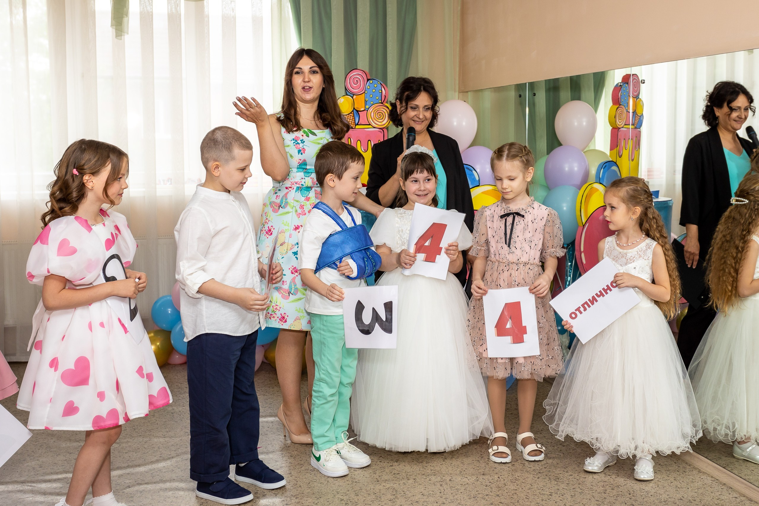 Выпускной Детский сад, 2 часа, 8000. Выпускные альбомы Майкоп, Краснодар Елена Золотарева