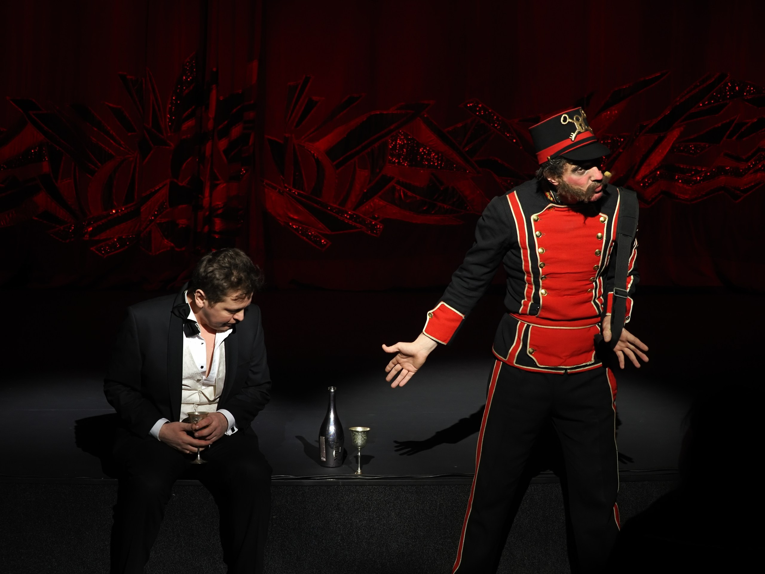 «БУФФ-ПАРАДИЗ» Летучая мышь (в Нск). Портретный и спортивный фотограф в Новосибирске и Твери Кононов Алексей