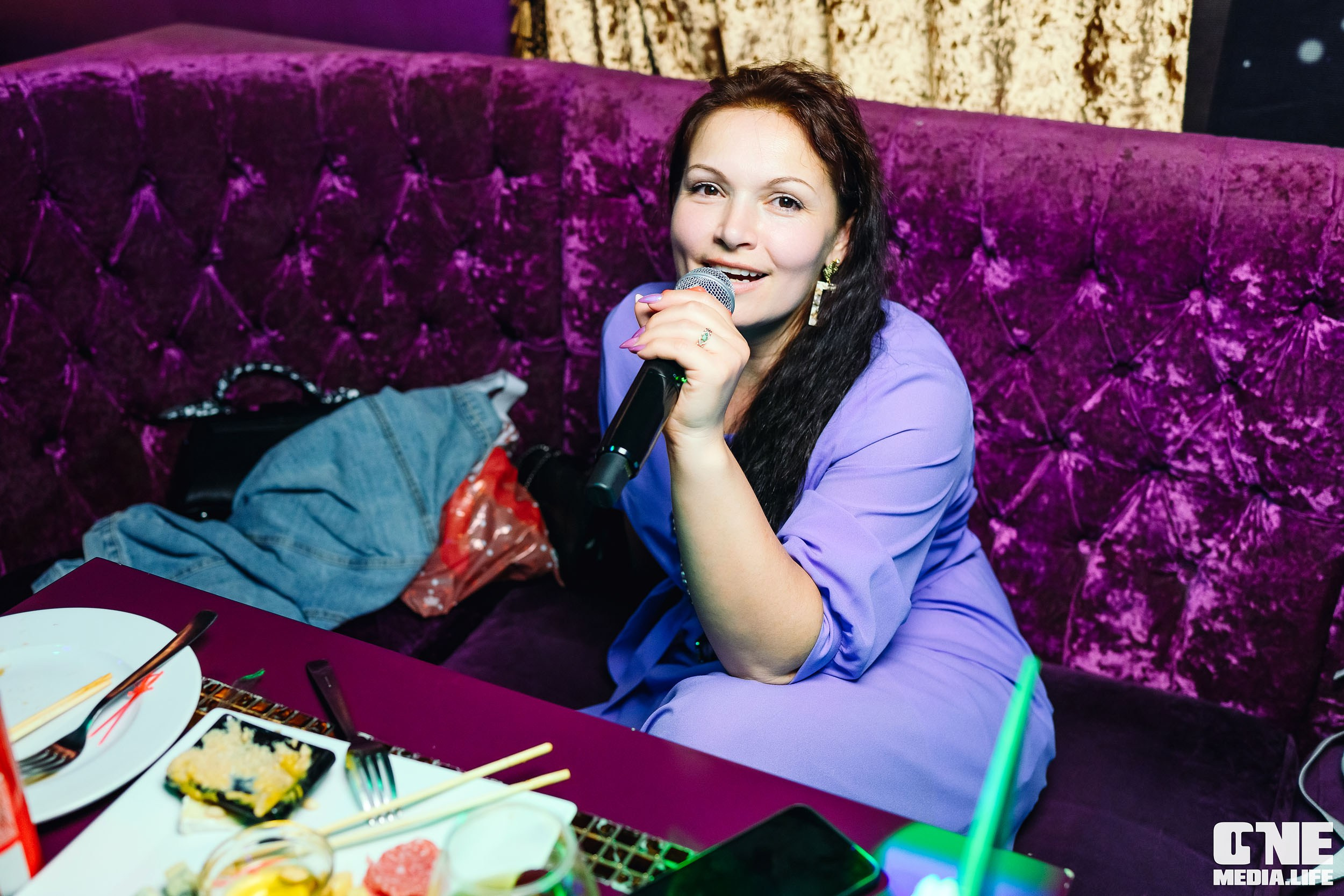 Фоторепортаж из караоке-клуба Эйфория. One Media Life: фоторепортажи, фотоотчеты с мероприятий и заведений