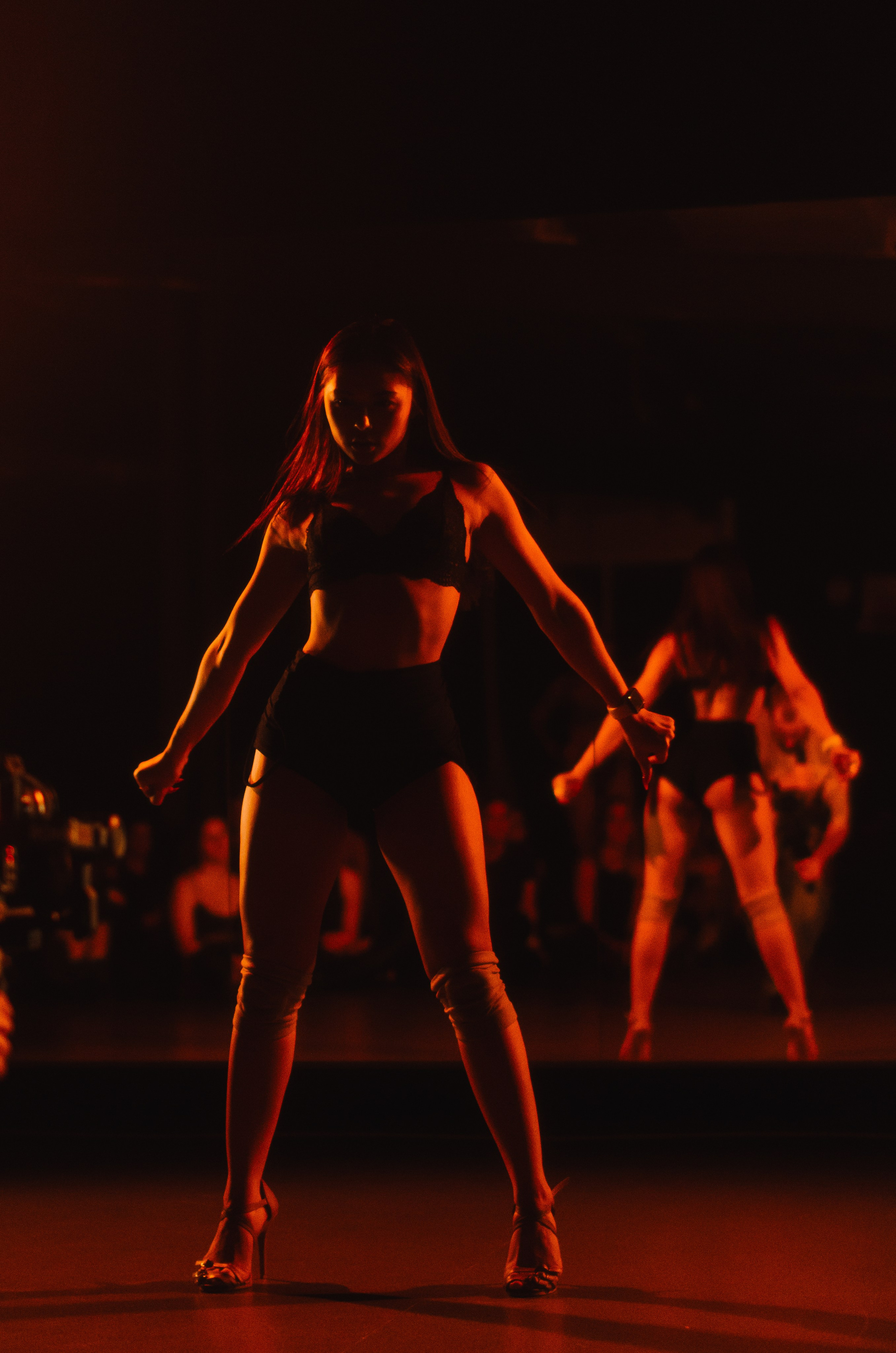 Мастер-классы по High Heels/Girly hip-hop от Оксаны ATTA. Денисова Аля — фотограф для парных съемок и индивидуальных историй в Барнауле