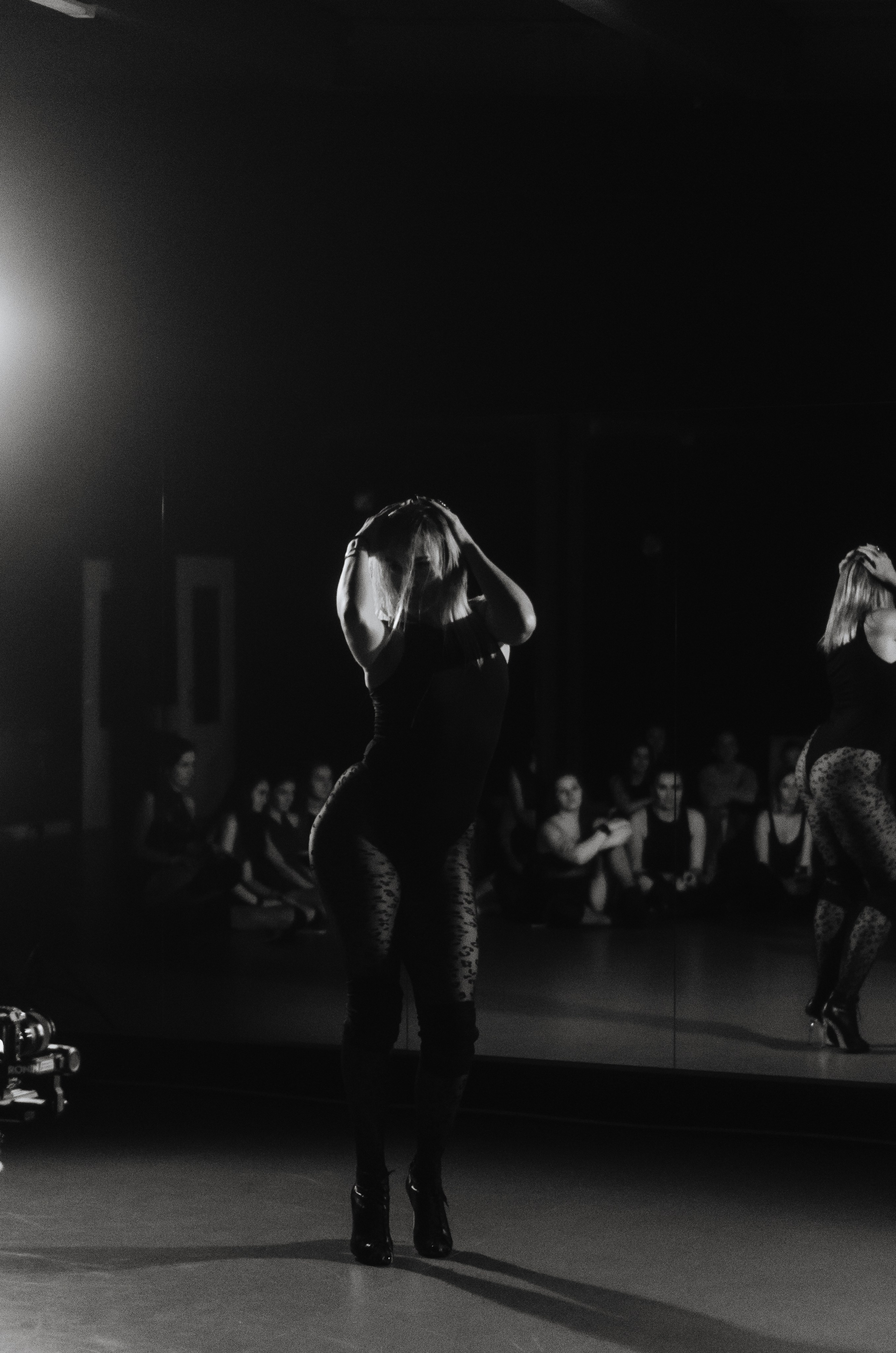 Мастер-классы по High Heels/Girly hip-hop от Оксаны ATTA. Денисова Аля — фотограф для парных съемок и индивидуальных историй в Барнауле