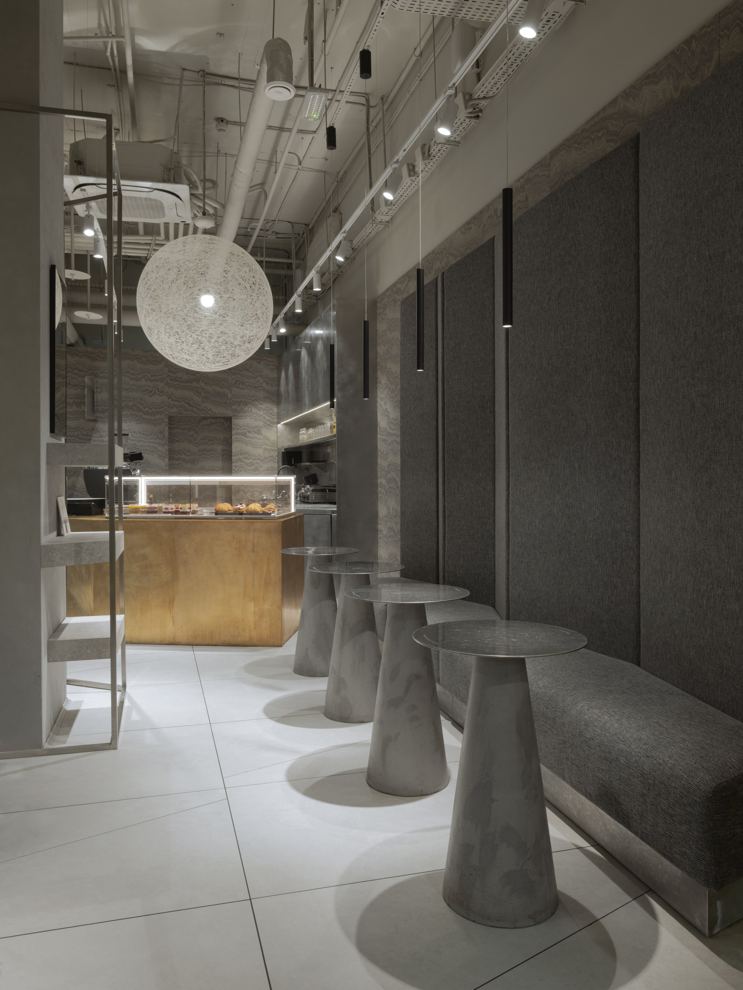 HAUTE_COUTURE_COFFEE_AFIMALL. QUADRUM STUDIO