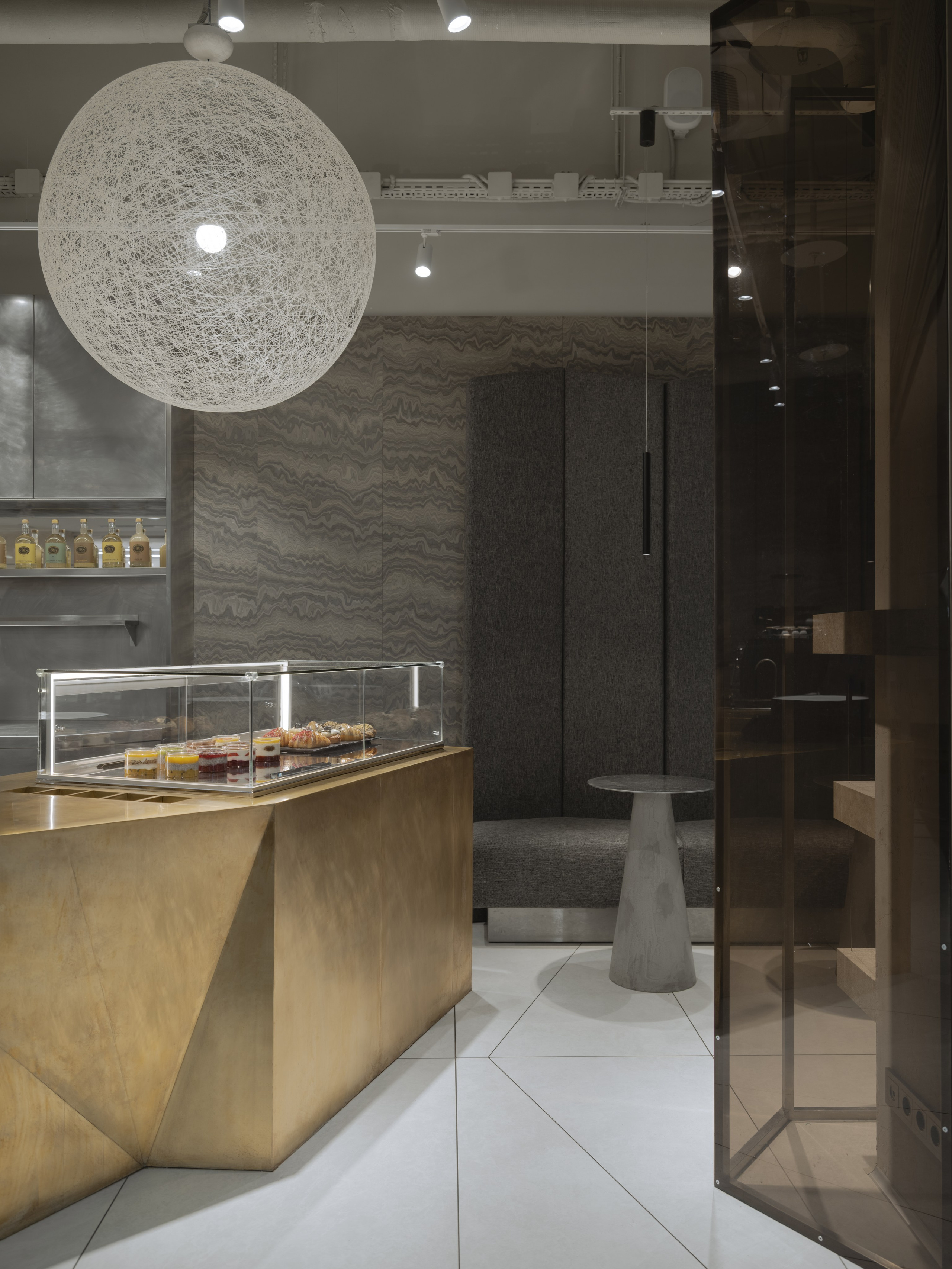 HAUTE_COUTURE_COFFEE_AFIMALL. QUADRUM STUDIO